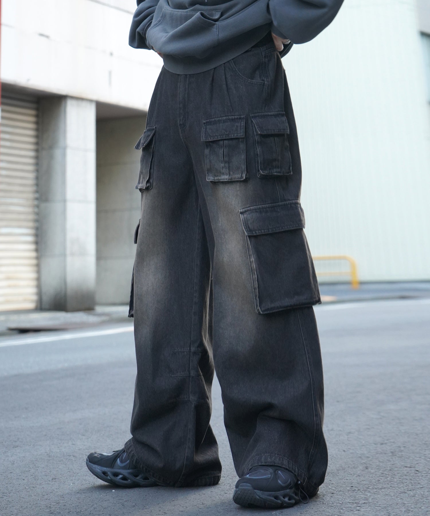 25SS ヴィンテージメイク レトロライク Y2Kグランジ ケミカル加工 マルチポケットデニムカーゴパンツ