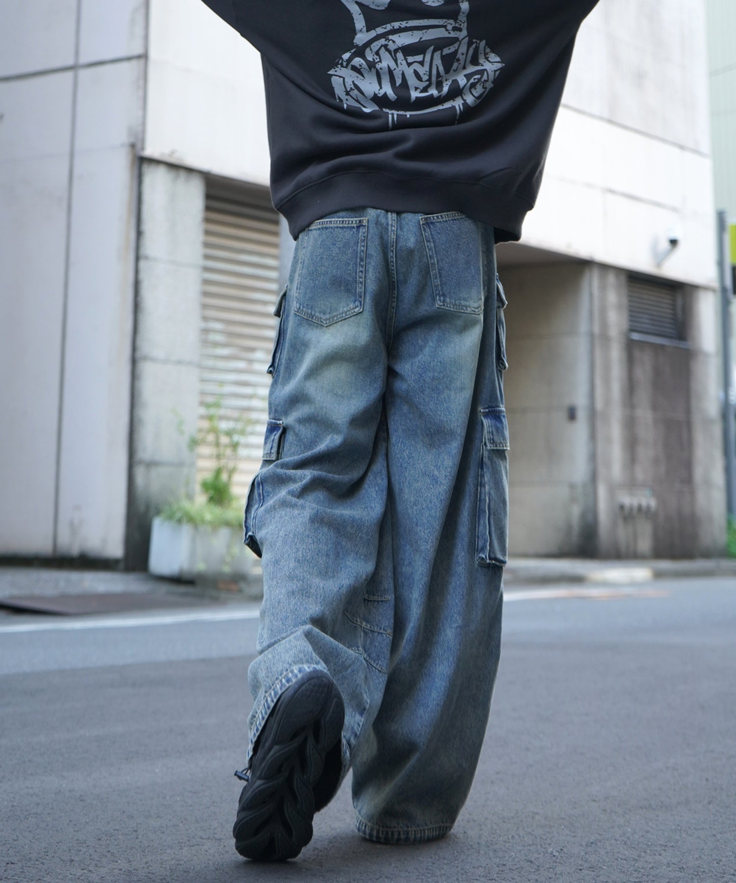 25SS ヴィンテージメイク レトロライク Y2Kグランジ ケミカル加工 マルチポケットデニムカーゴパンツ