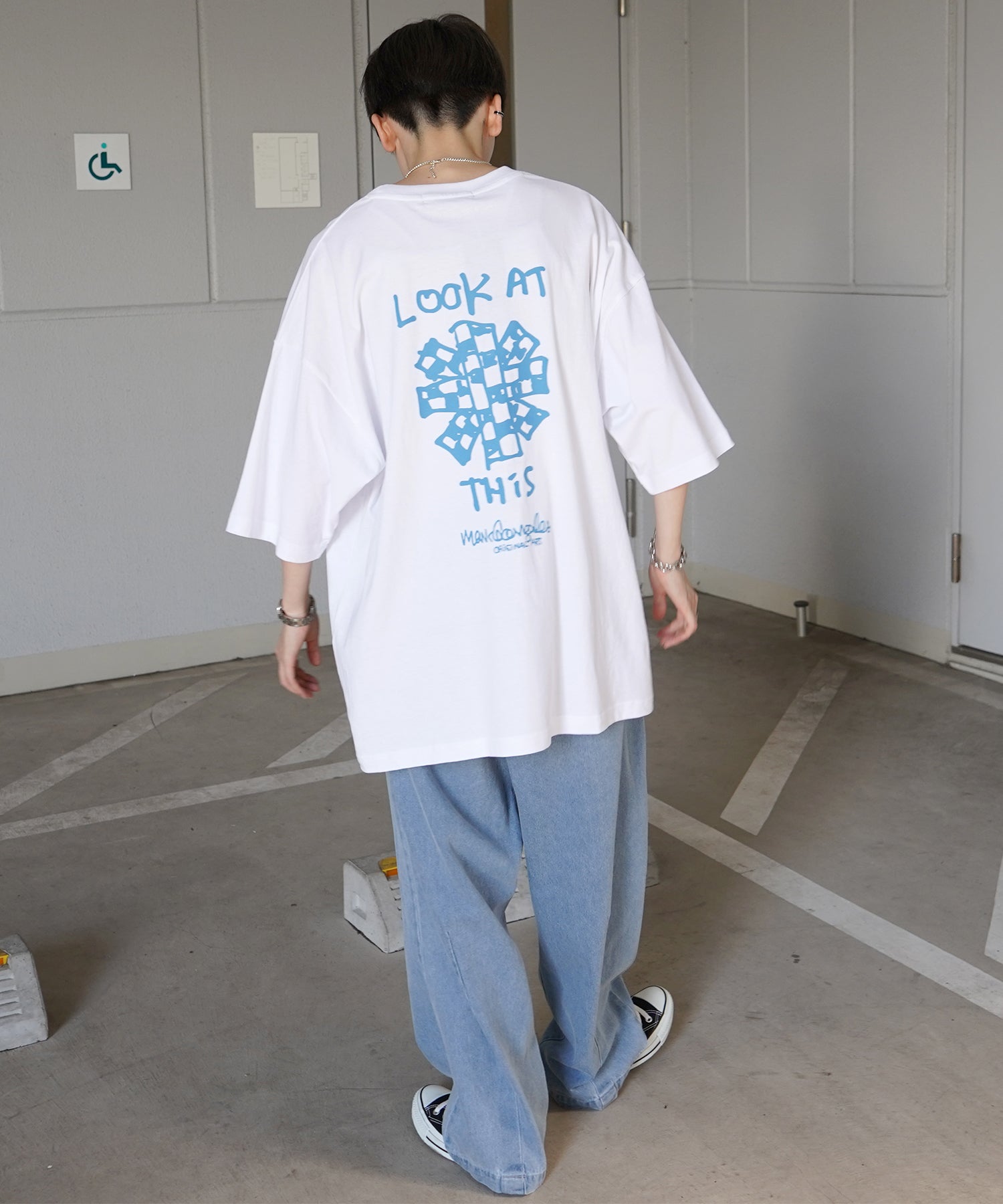 【MARK GONZALES ARTWORK COLLECTION / マーク ゴンザレス】フロント / バックプリント ワンポイント刺繍 モチーフ ビッグシルエットTシャツ