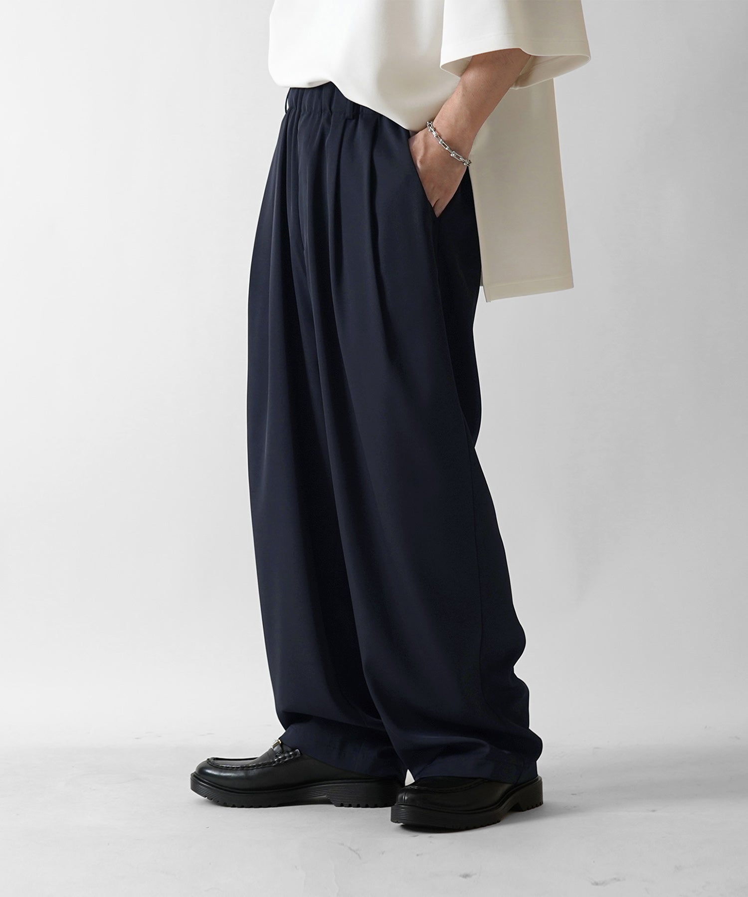 25SS【セットアップ対応】新色追加 ドレープとろみ リラックスイージー ワイドテーパードパンツ