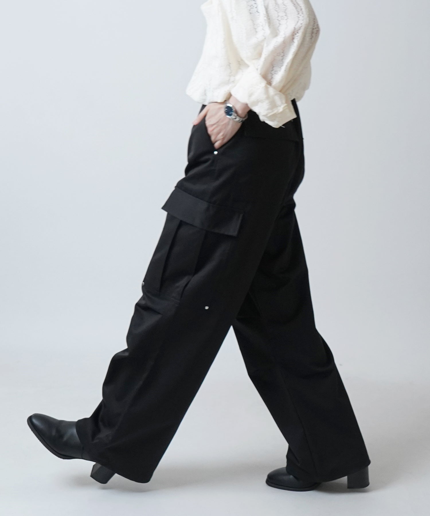 24SS リベット付 デザインカーゴパンツ サイドポケット 裾ドローコード