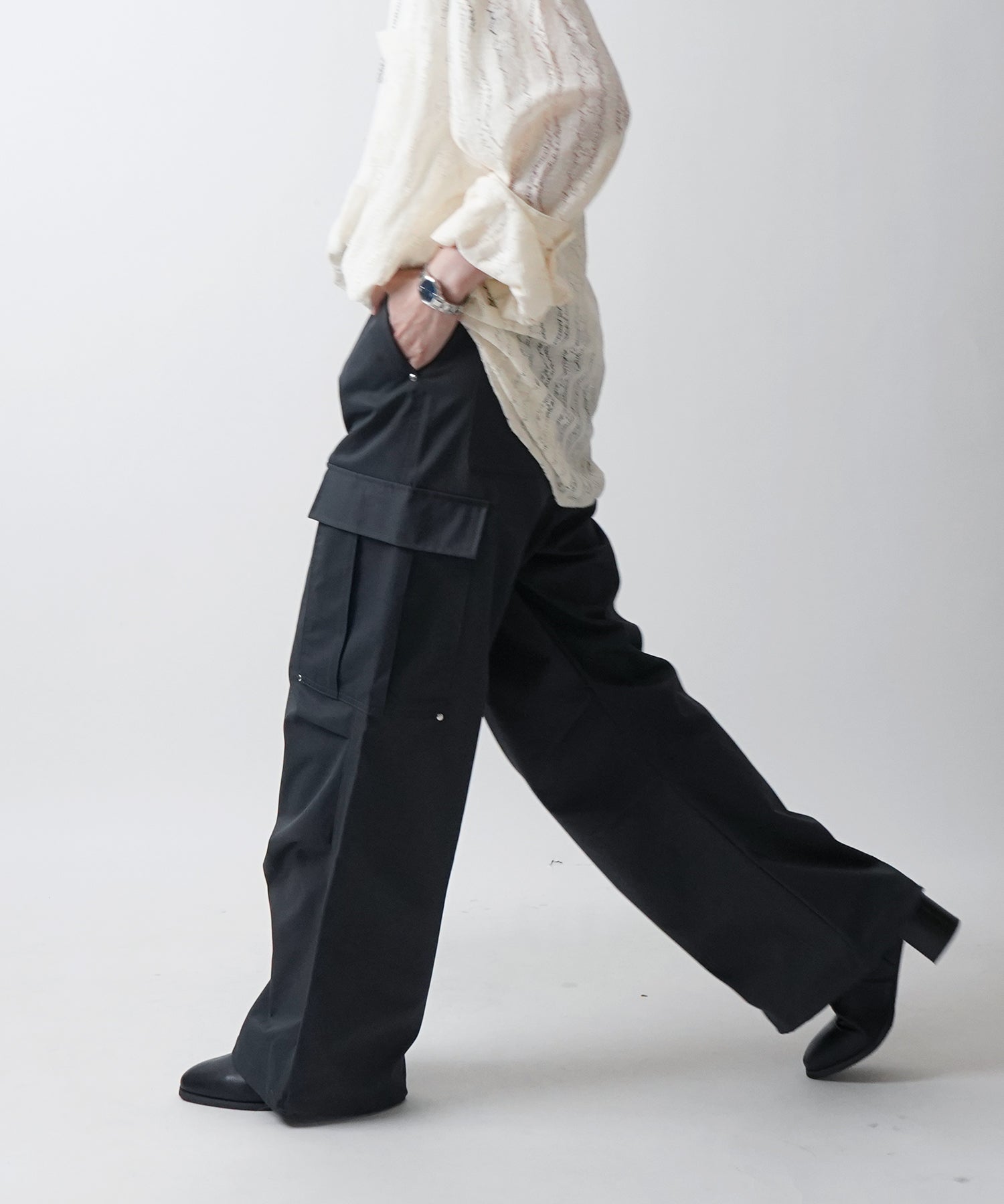 24SS リベット付 デザインカーゴパンツ サイドポケット 裾ドローコード ワイドストレート パラシュートパンツ