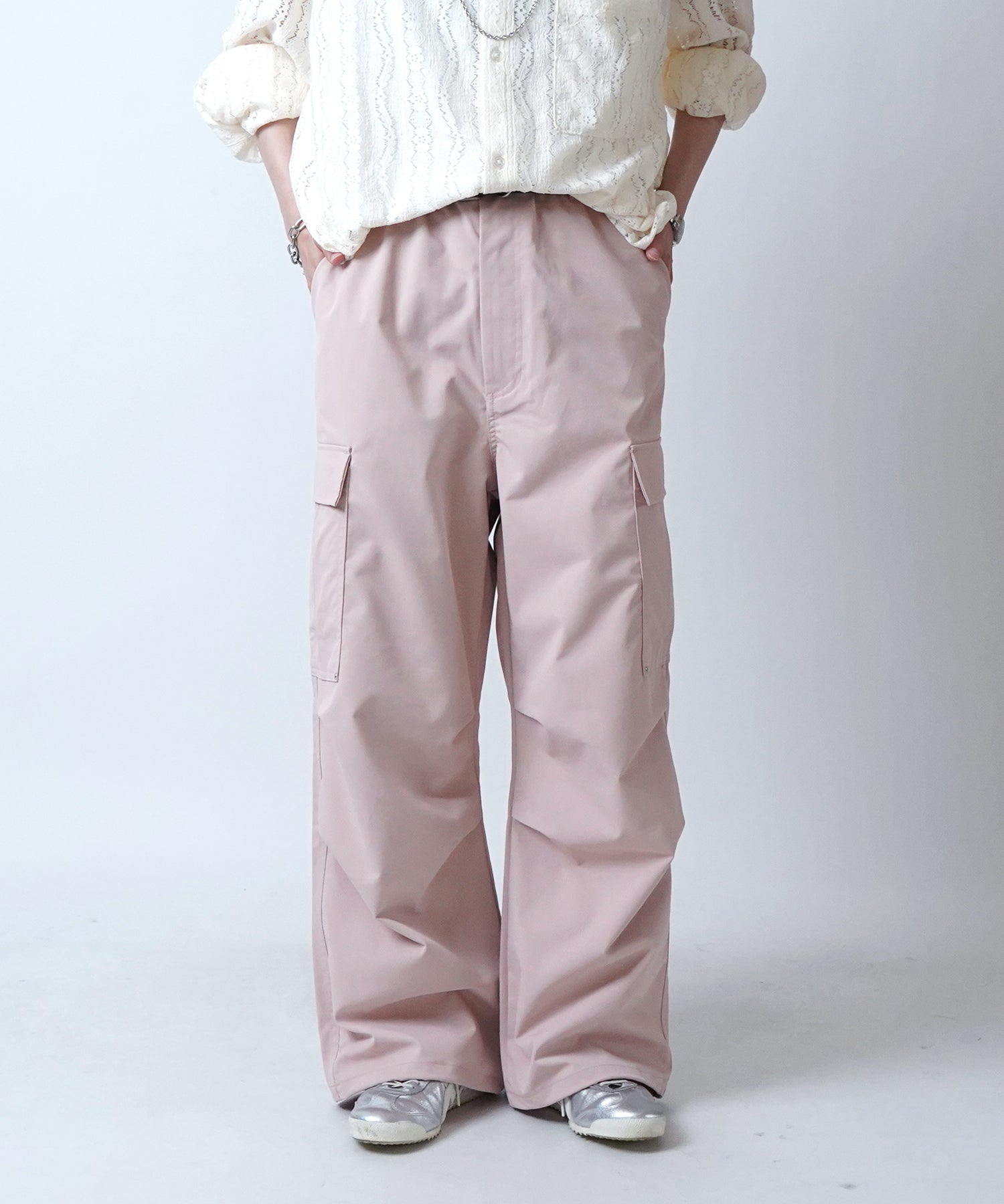 24SS リベット付 デザインカーゴパンツ サイドポケット 裾ドローコード ワイドストレート パラシュートパンツ