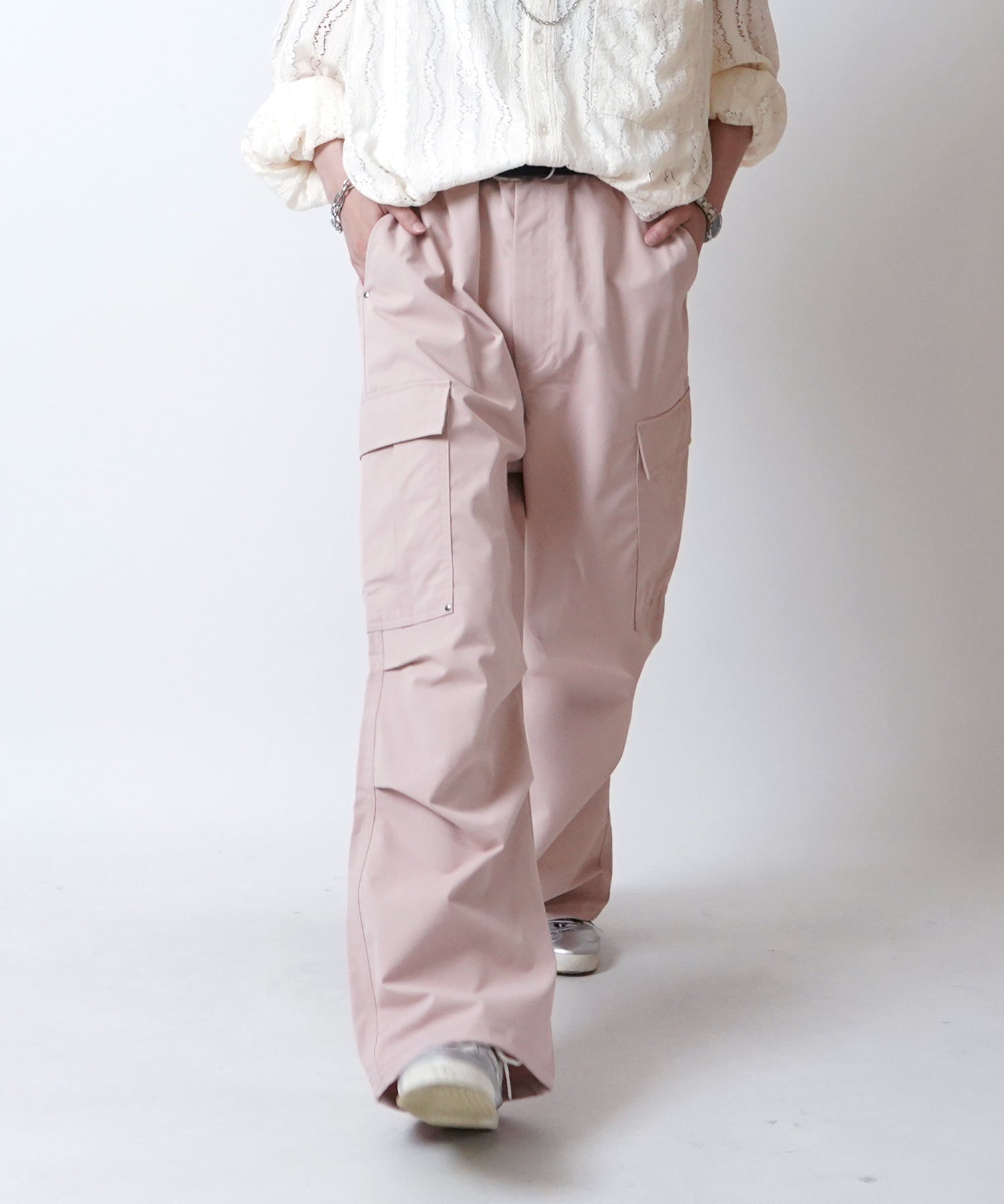 24SS リベット付 デザインカーゴパンツ サイドポケット 裾ドローコード ワイドストレート パラシュートパンツ