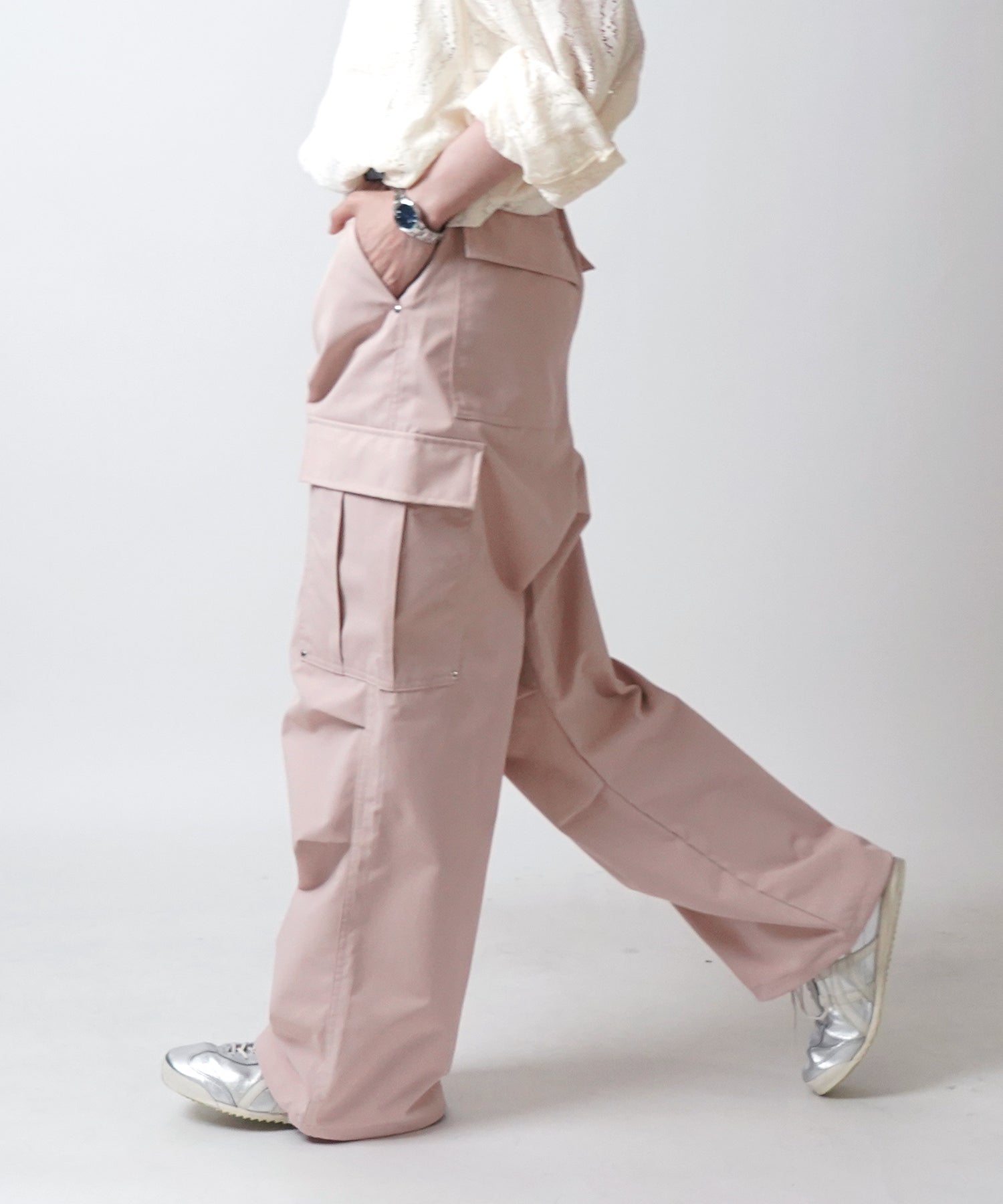 24SS リベット付 デザインカーゴパンツ サイドポケット 裾ドローコード ワイドストレート パラシュートパンツ