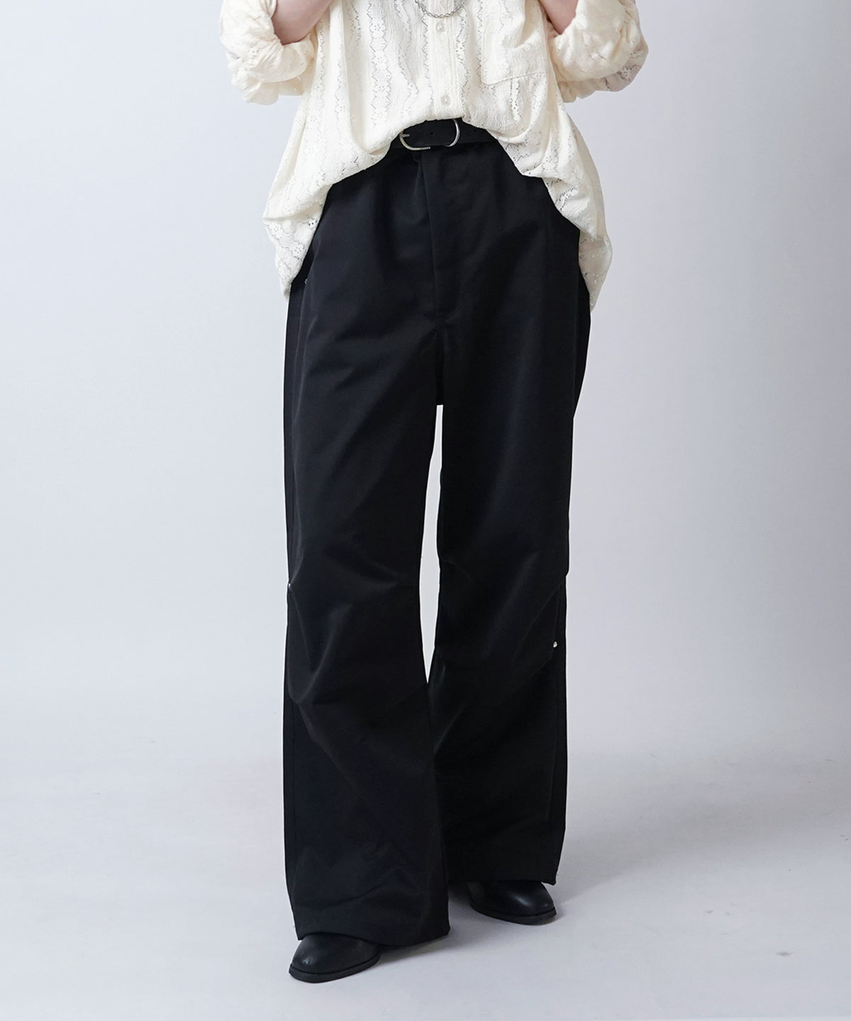 24SS リベット付 デザインパラシュートパンツ 裾ドローコード ワイドストレートスノーパンツ