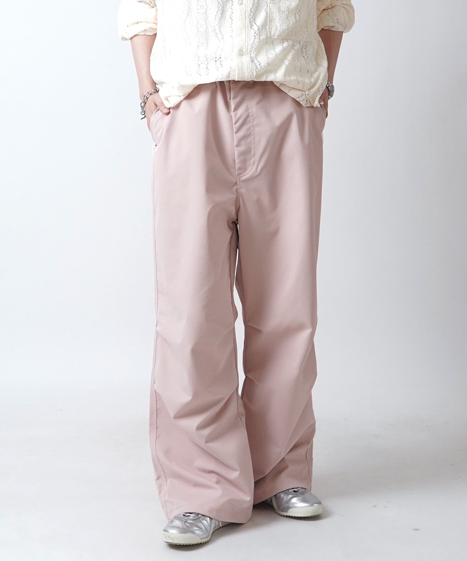 24SS リベット付 デザインパラシュートパンツ 裾ドローコード ワイドストレートスノーパンツ