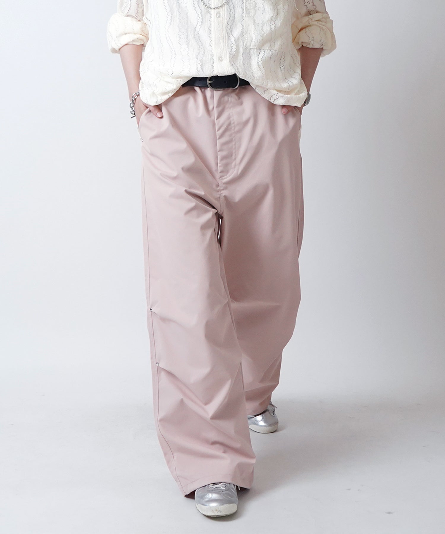 24SS リベット付 デザインパラシュートパンツ 裾ドローコード ワイドストレートスノーパンツ