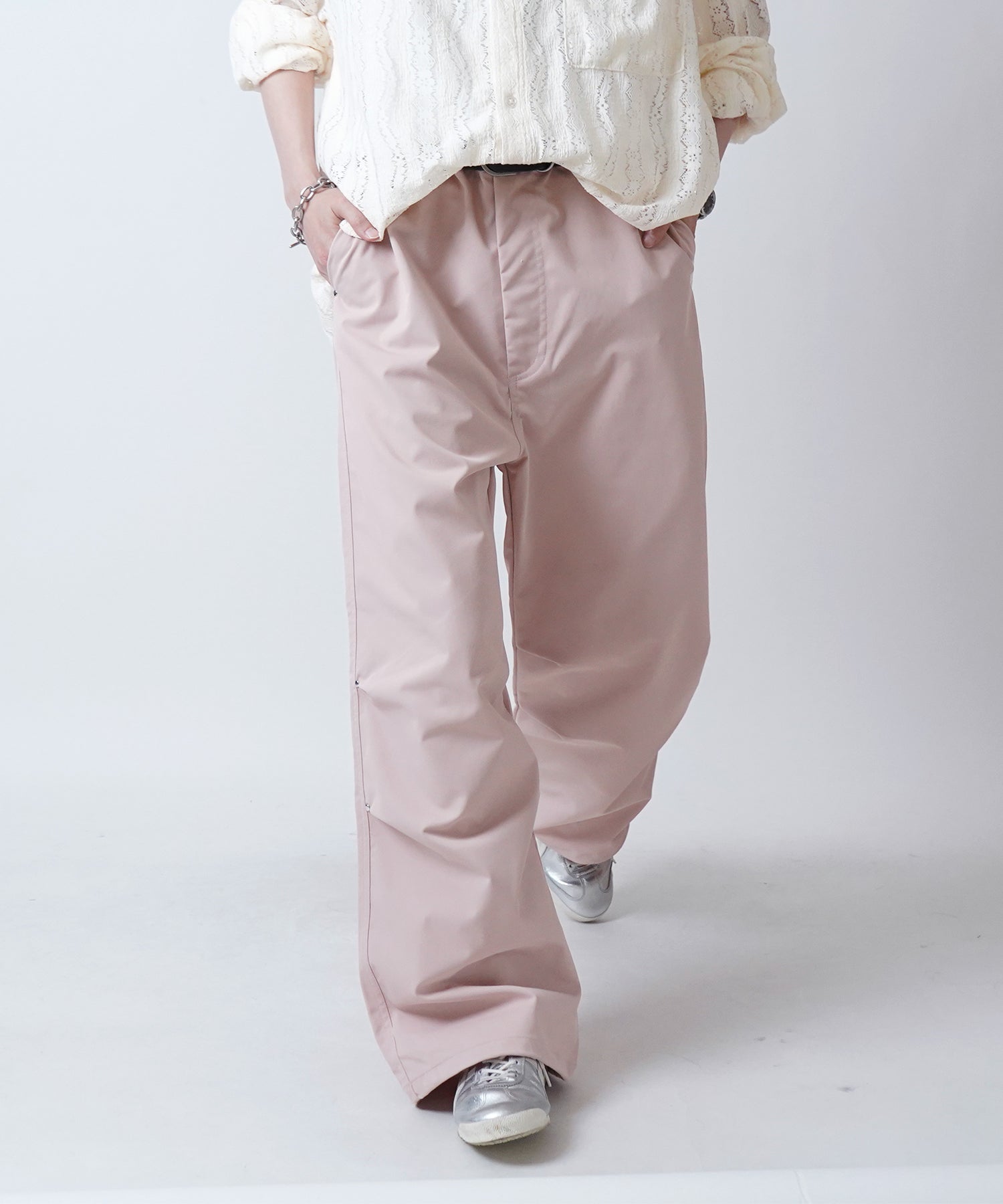 24SS リベット付 デザインパラシュートパンツ 裾ドローコード ワイドストレートスノーパンツ