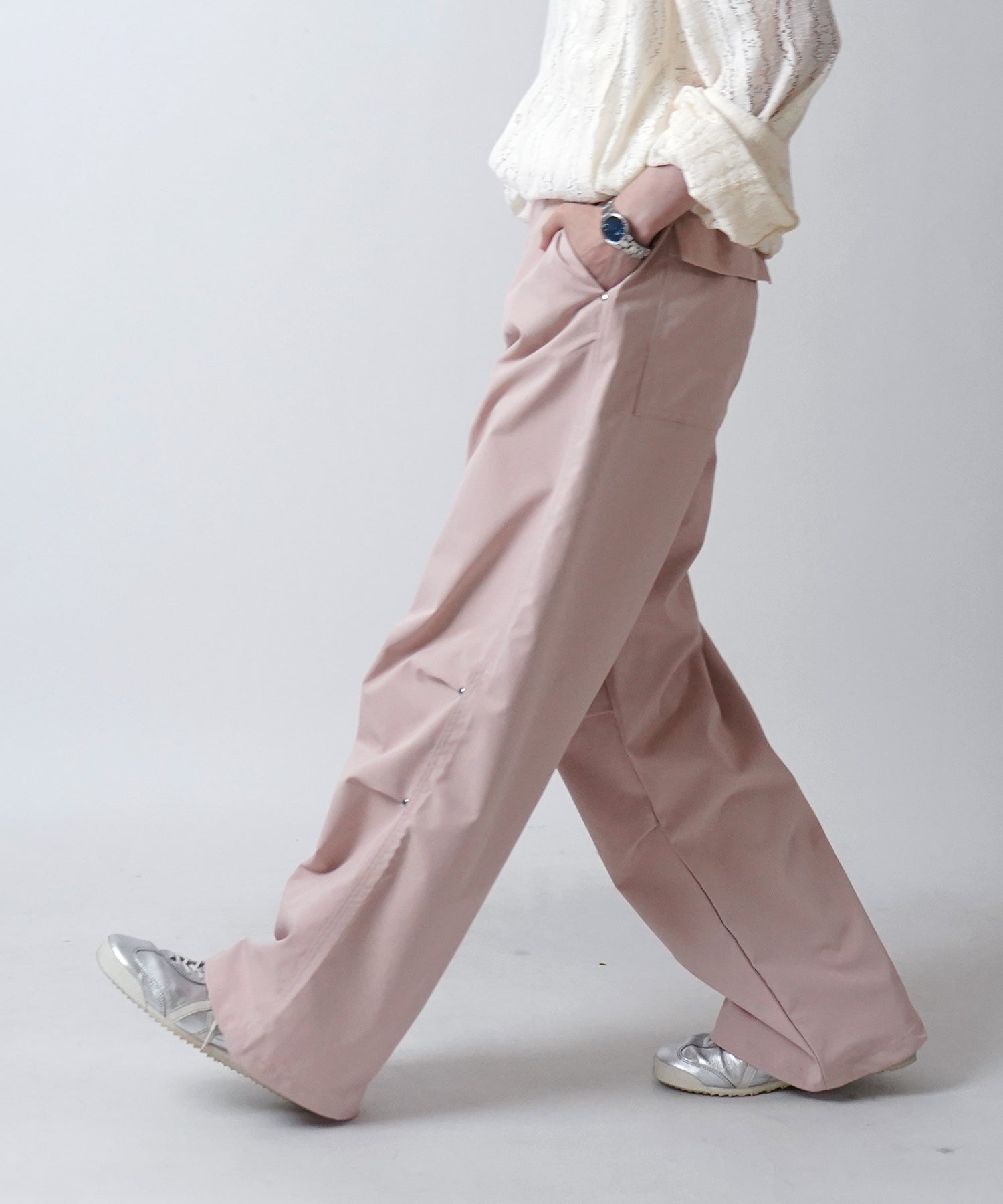 24SS リベット付 デザインパラシュートパンツ 裾ドローコード ワイドストレートスノーパンツ