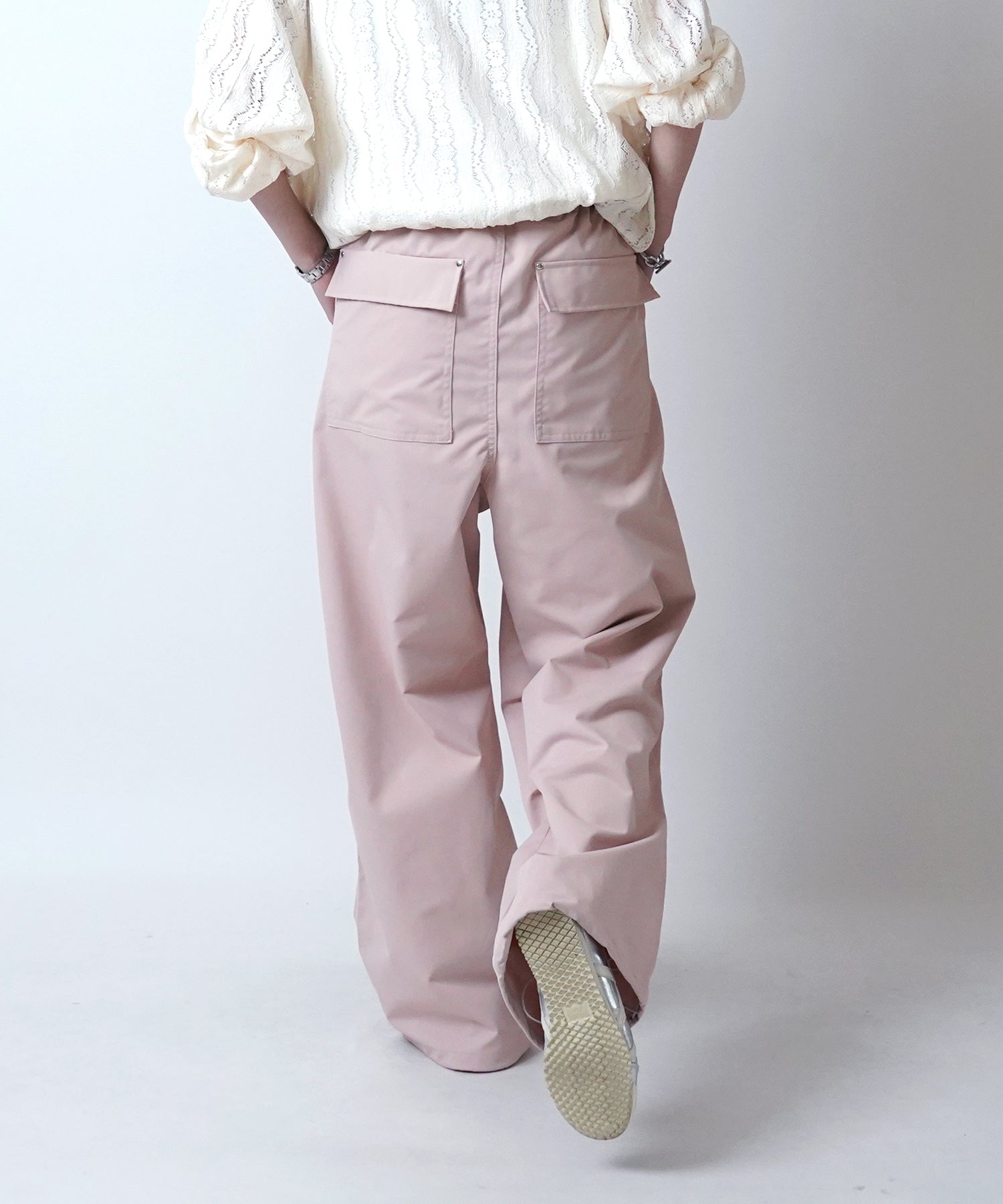 24SS リベット付 デザインパラシュートパンツ 裾ドローコード ワイドストレートスノーパンツ