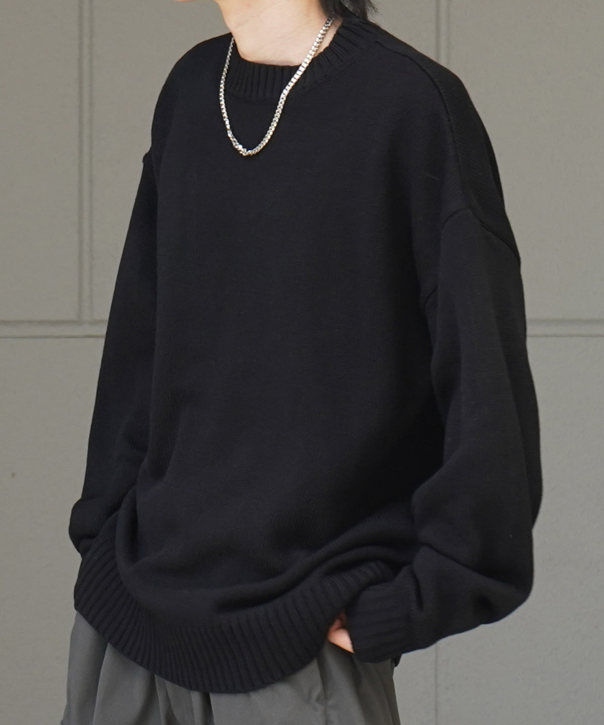 ルーズシルエット クルーネック ナチュラルベーシックプルオーバーニット