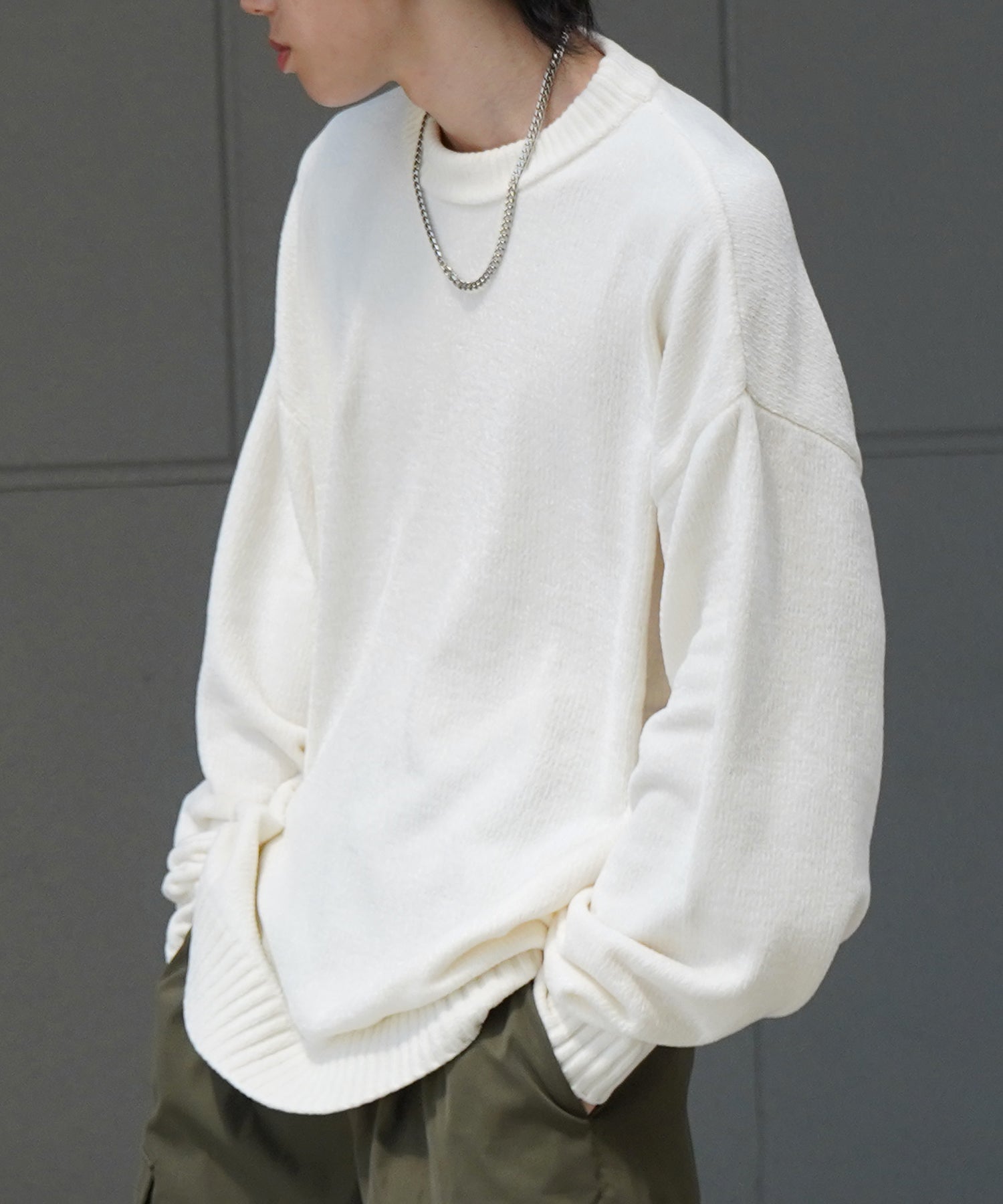 ルーズシルエット クルーネック ナチュラルベーシックプルオーバーニット