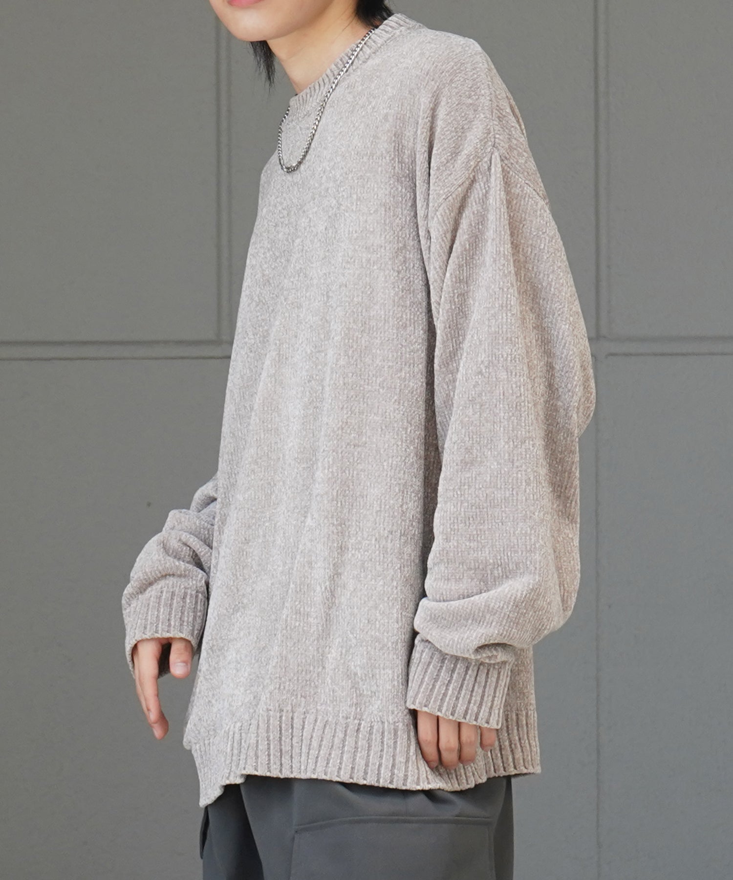 ルーズシルエット クルーネック ナチュラルベーシックプルオーバーニット