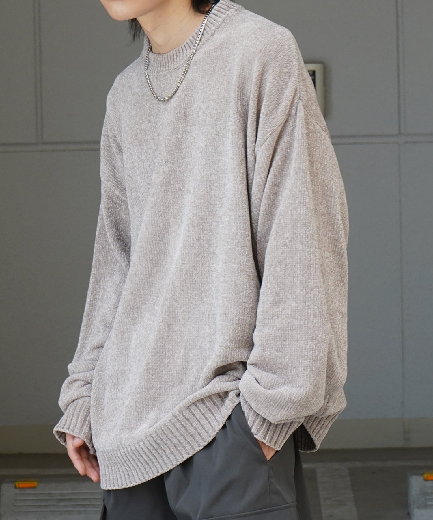 ルーズシルエット クルーネック ナチュラルベーシックプルオーバーニット