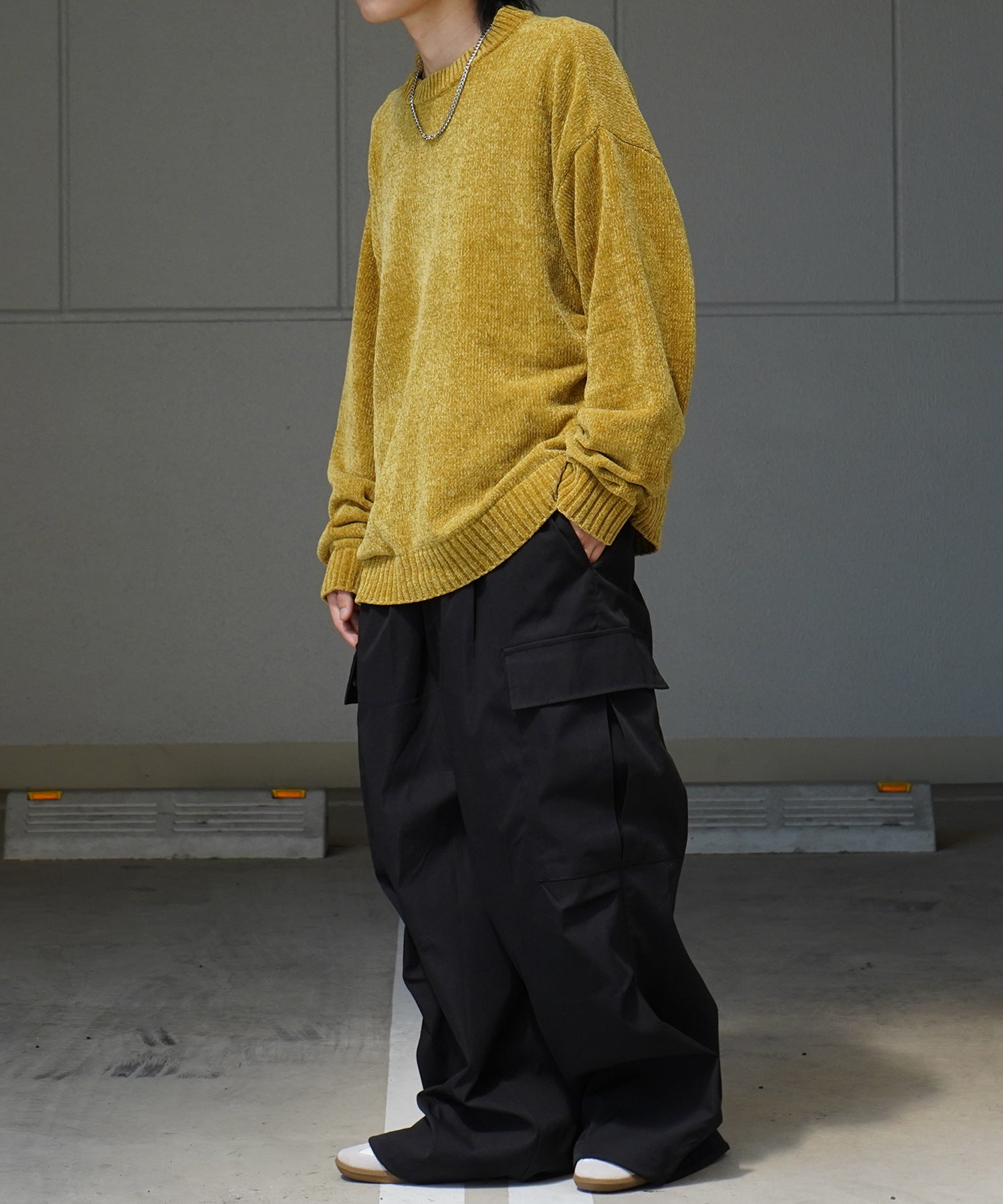 ルーズシルエット クルーネック ナチュラルベーシックプルオーバーニット