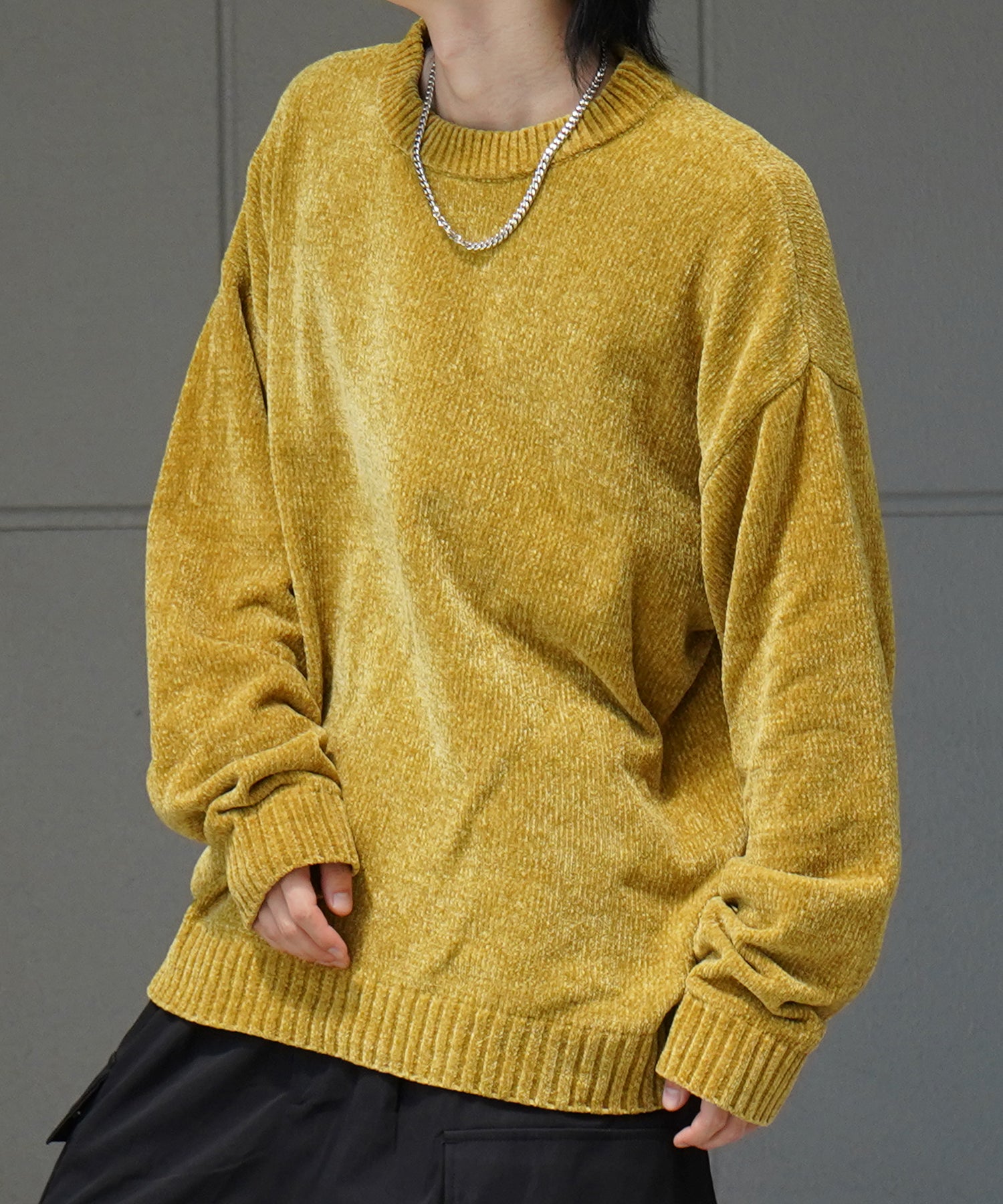 ルーズシルエット クルーネック ナチュラルベーシックプルオーバーニット