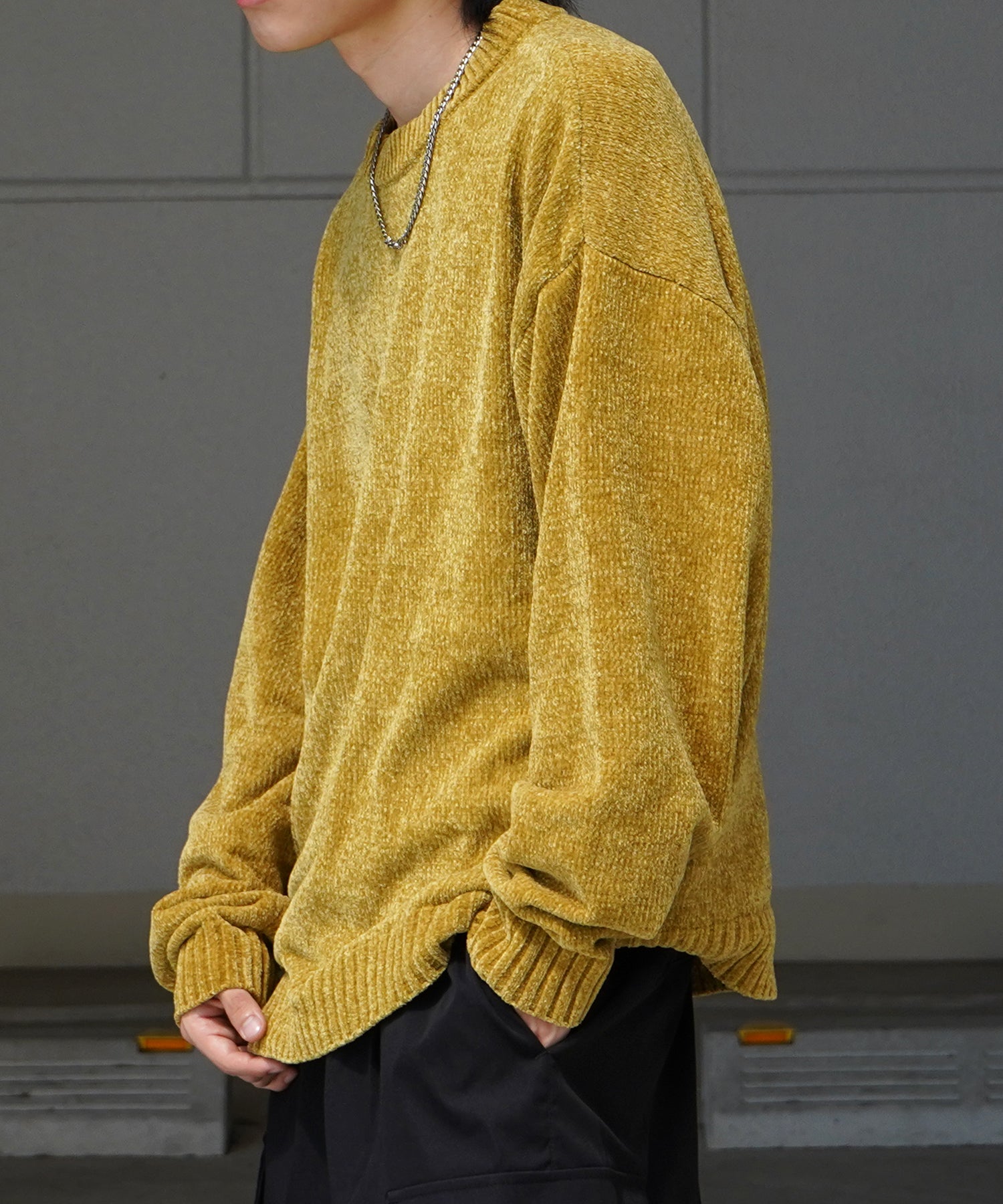 ルーズシルエット クルーネック ナチュラルベーシックプルオーバーニット