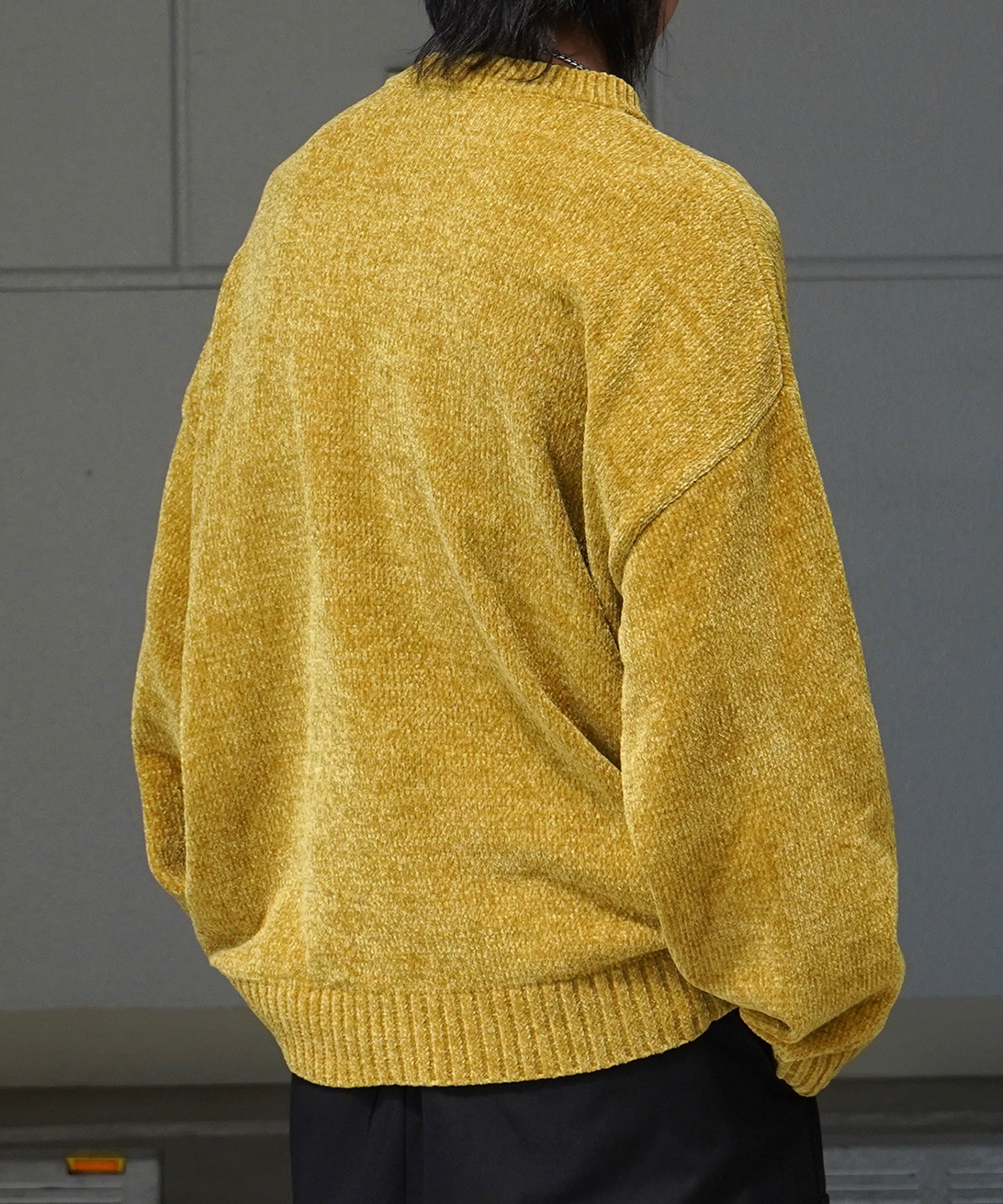 ルーズシルエット クルーネック ナチュラルベーシックプルオーバーニット