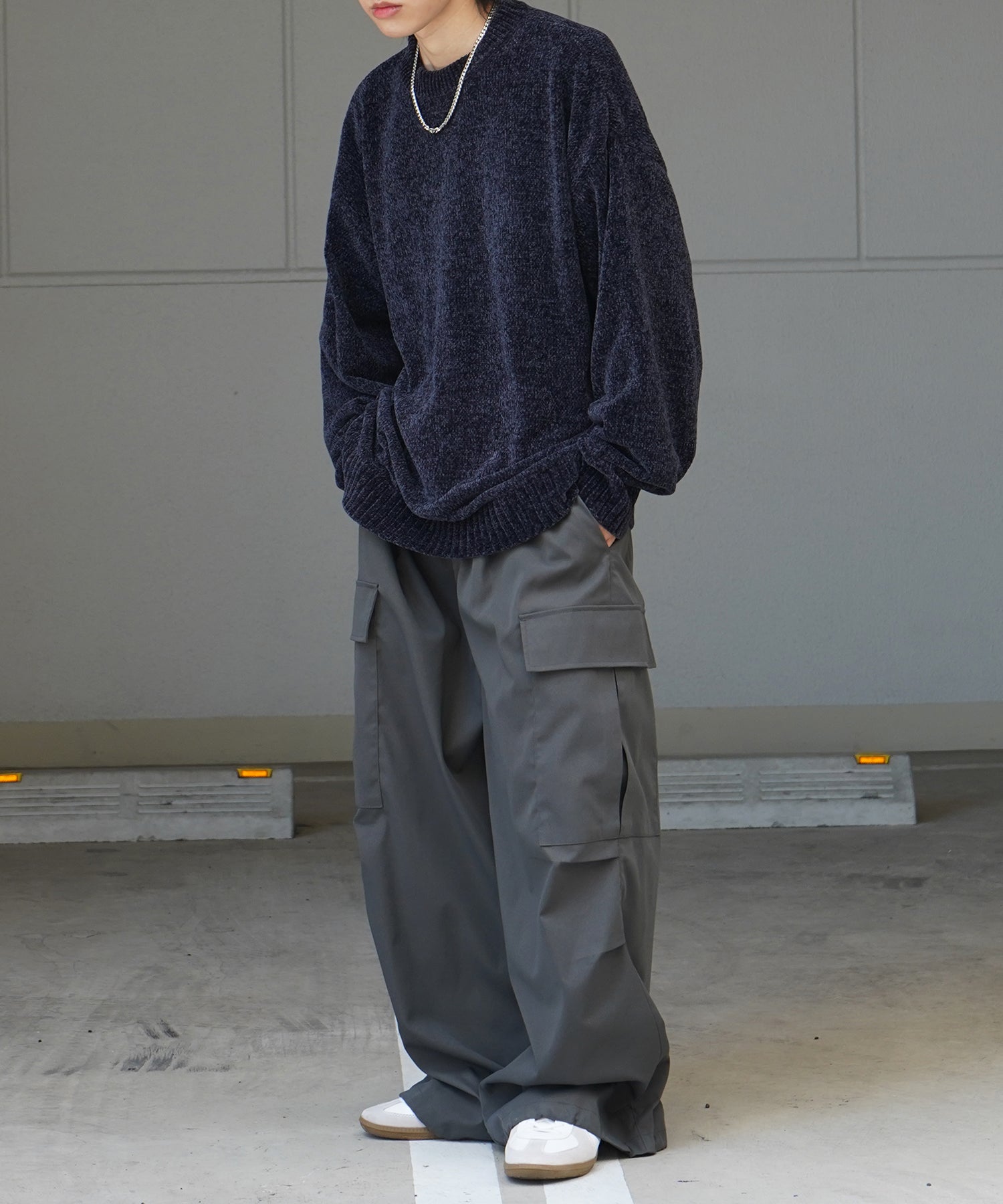 ルーズシルエット クルーネック ナチュラルベーシックプルオーバーニット