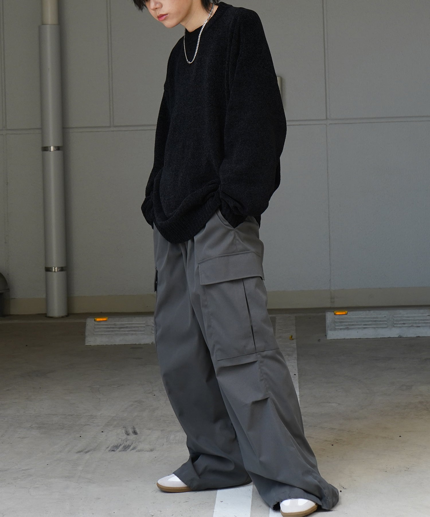 ルーズシルエット クルーネック ナチュラルベーシックプルオーバーニット