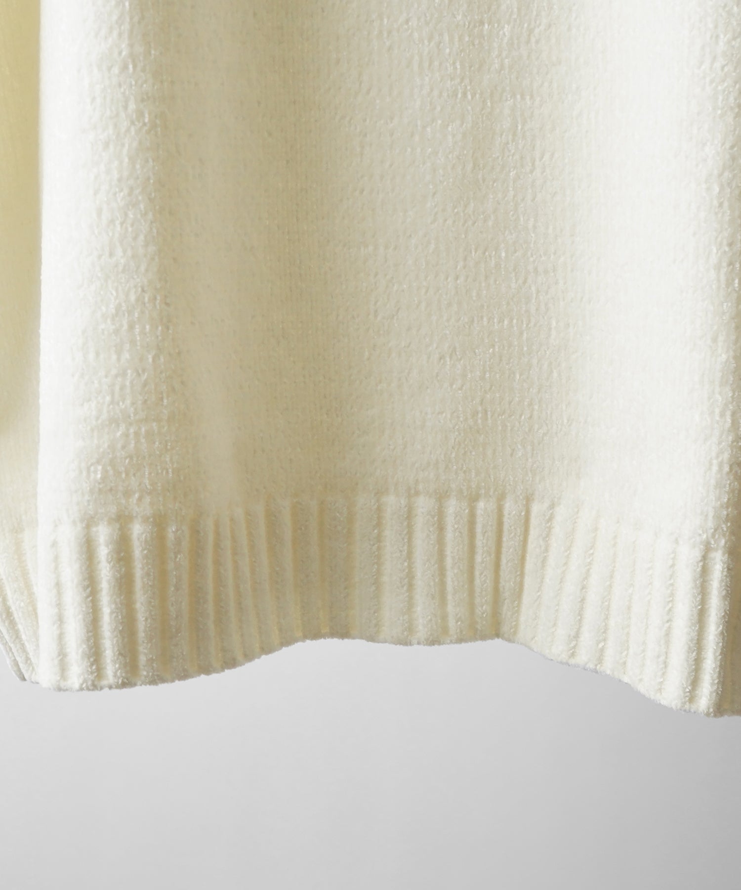 ルーズシルエット クルーネック ナチュラルベーシックプルオーバーニット