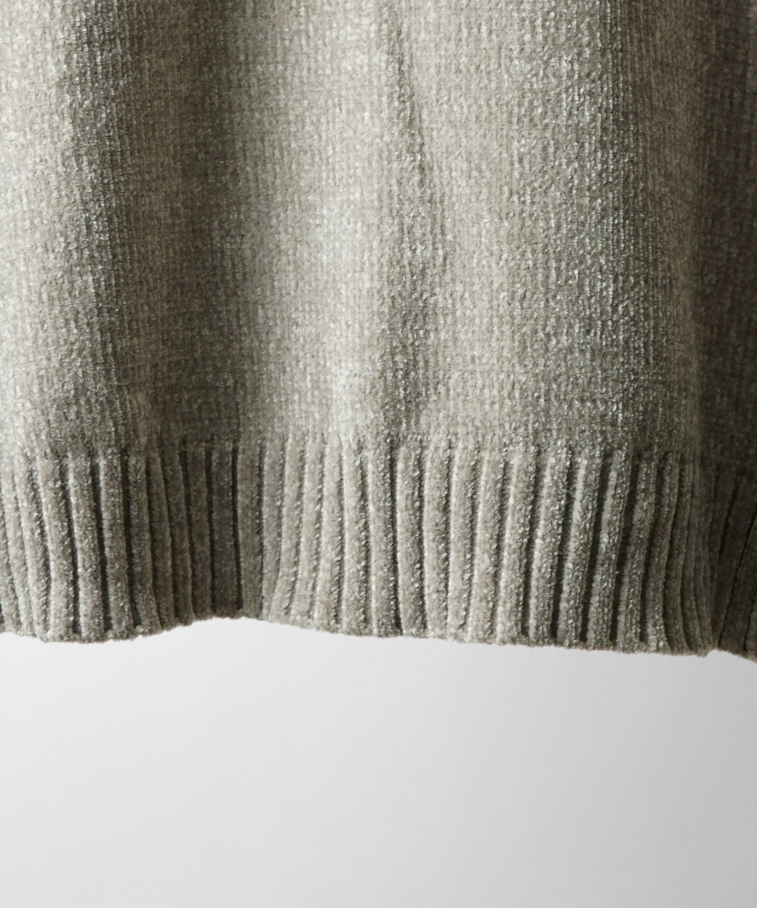 ルーズシルエット クルーネック ナチュラルベーシックプルオーバーニット