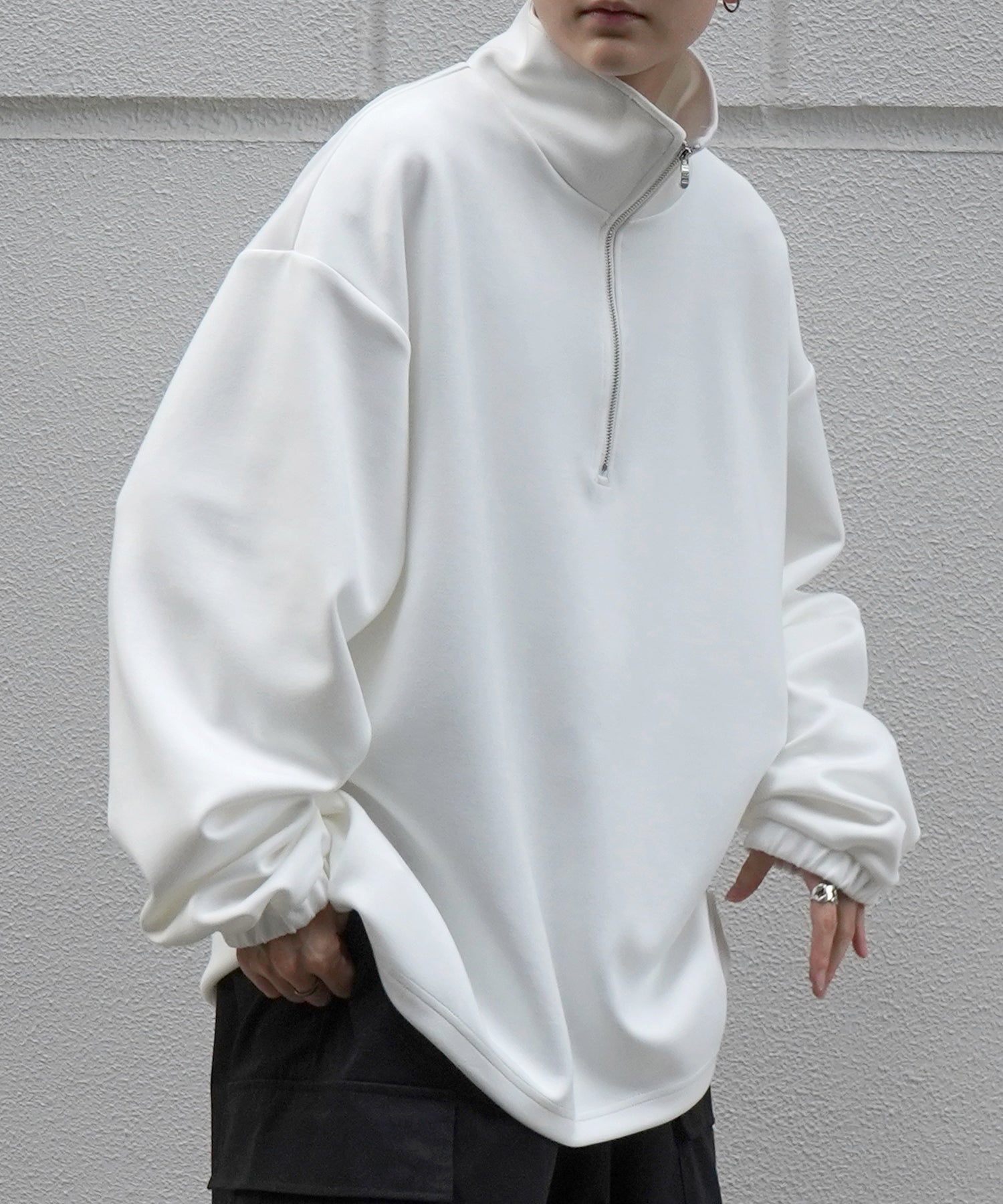 ドレープとろみ ボリュームシルエット 裾ひも ドロスト ダンボールニット ハーフジッププルオーバースウェット