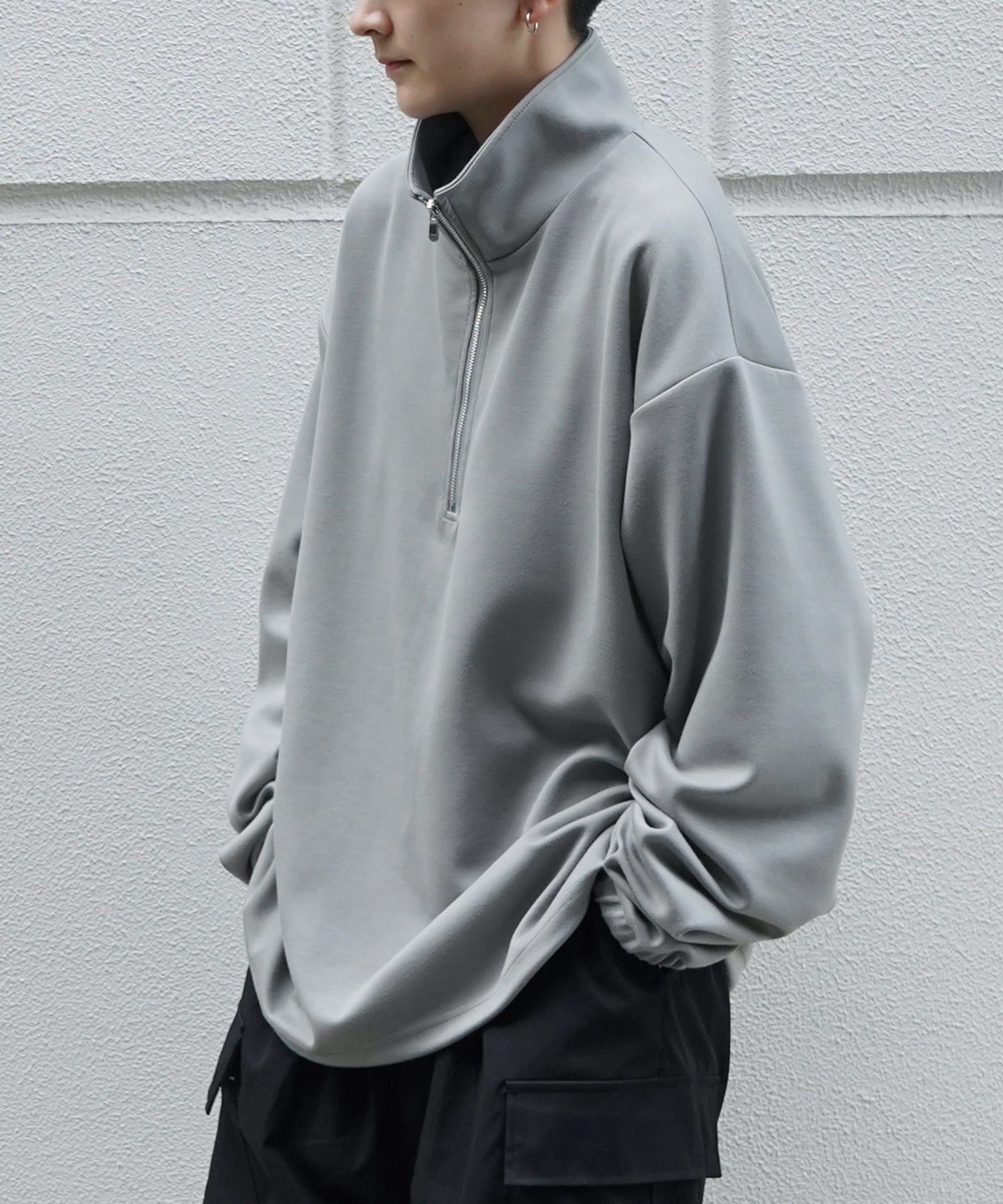 ドレープとろみ ボリュームシルエット 裾ひも ドロスト ダンボールニット ハーフジッププルオーバースウェット