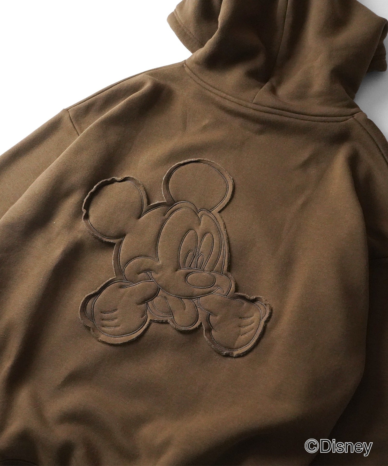 【Disney / ディズニー】ミッキー ワンポイント刺繍 / バック貼り付け ビッグシルエットプルオーバーフーディー パーカー