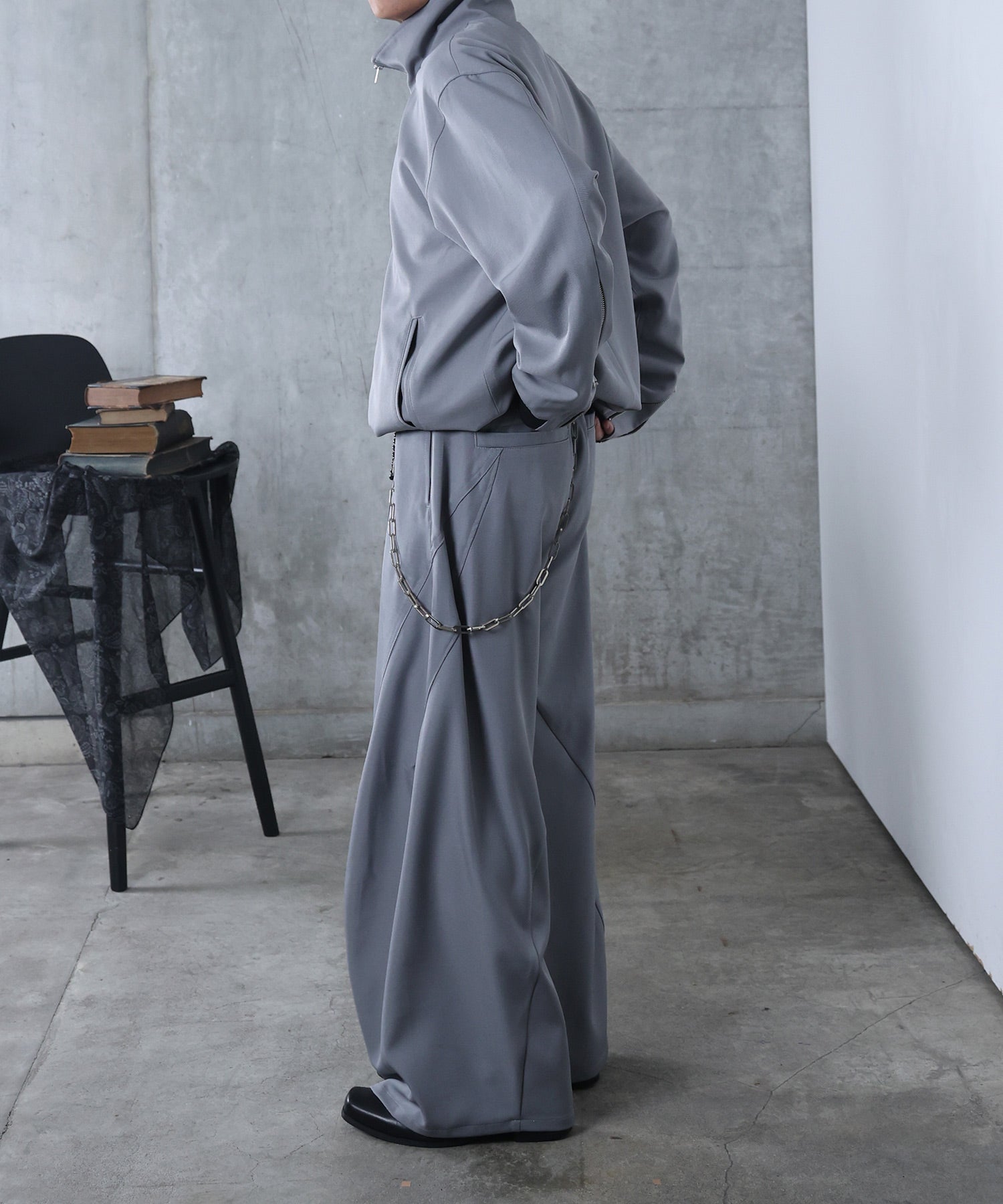 ドローコード スタンド ZIPブルゾン