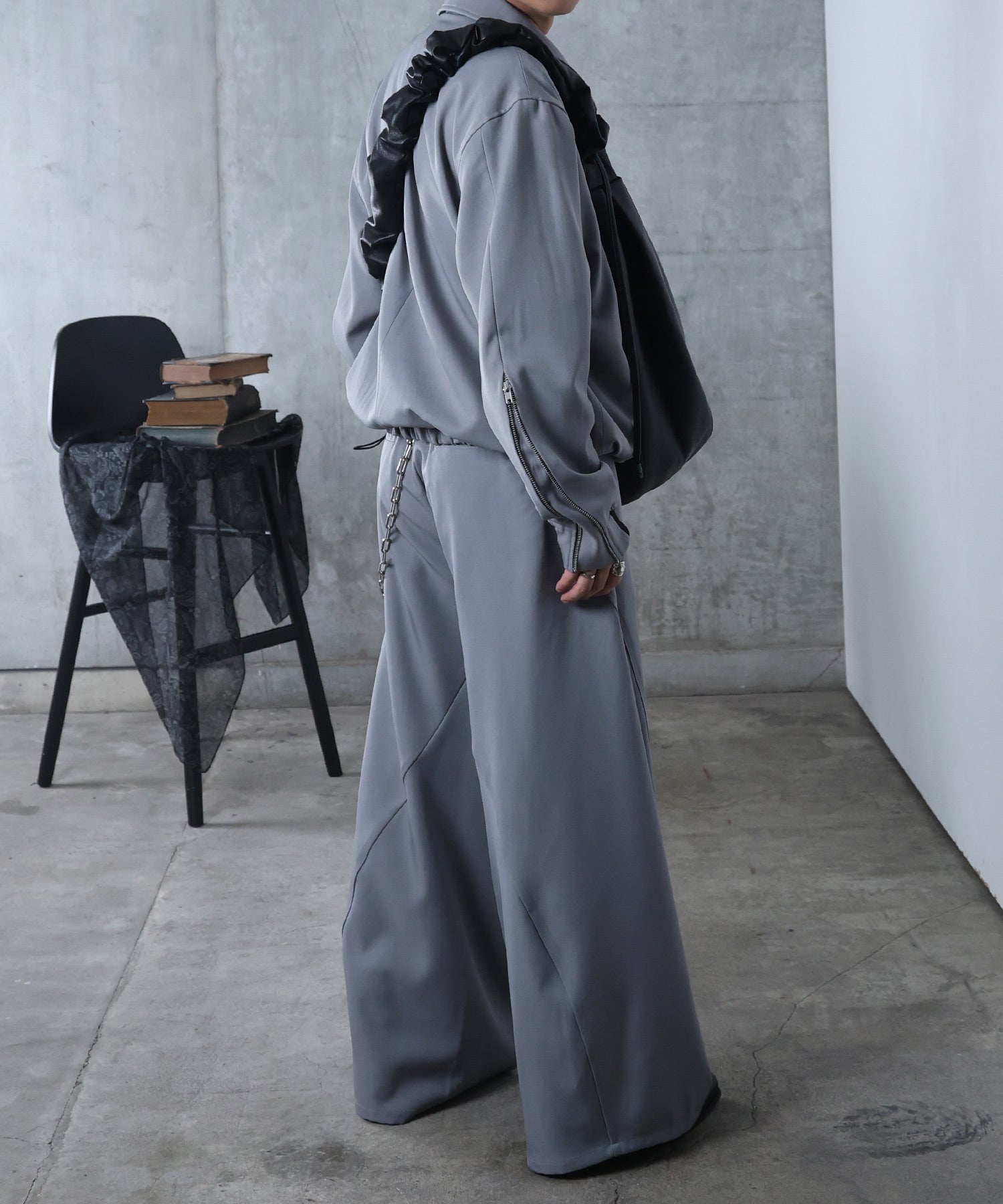 ドローコード スタンド ZIPブルゾン