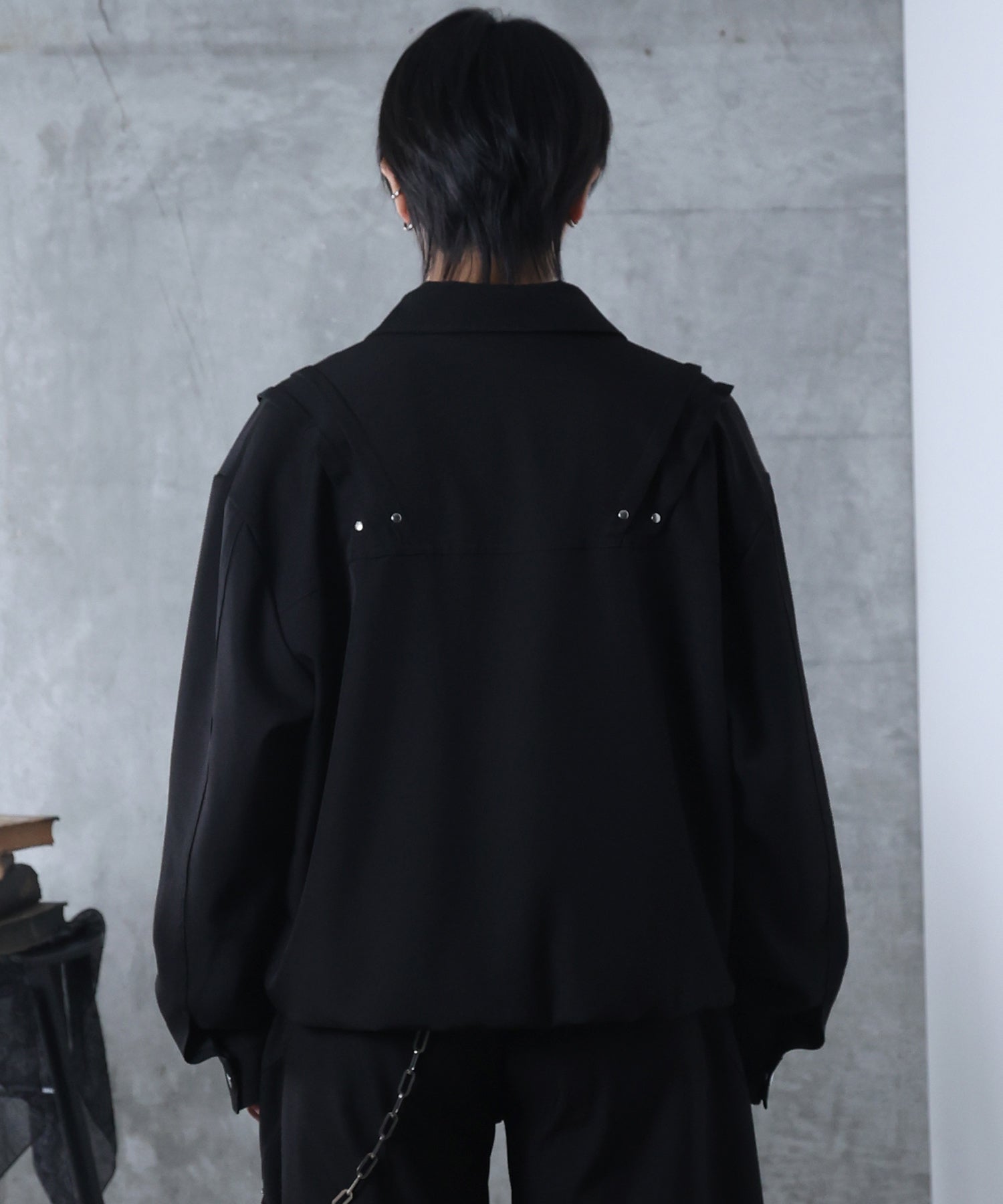 プリーツ リベット ショート ZIPブルゾン