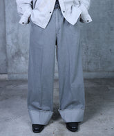 ロールアップ デニムスラックス