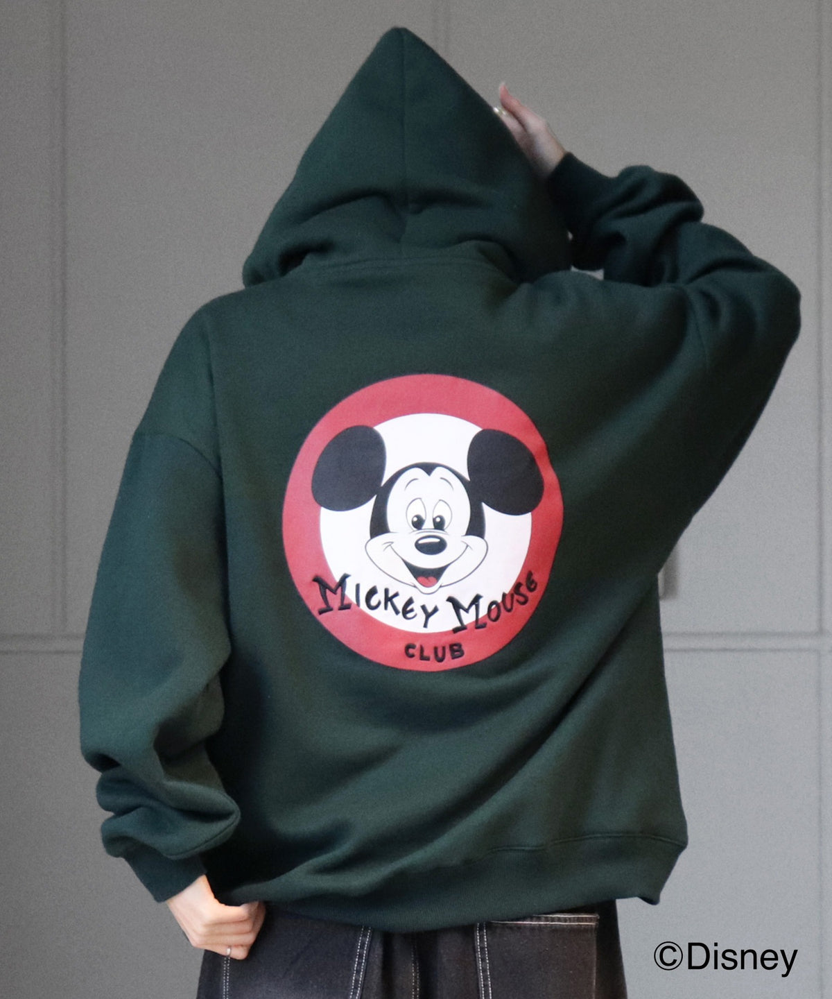 【Disney / ディズニー】ミッキー ワンポイント刺繍 / バックプリント ビッグシルエットプルオーバーフーディー パーカー