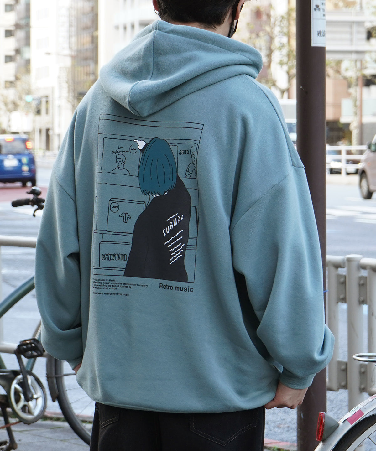 レコードガール イラストバックプリント / ワンポイント刺繍 ビッグシルエット プルオーバーパーカー