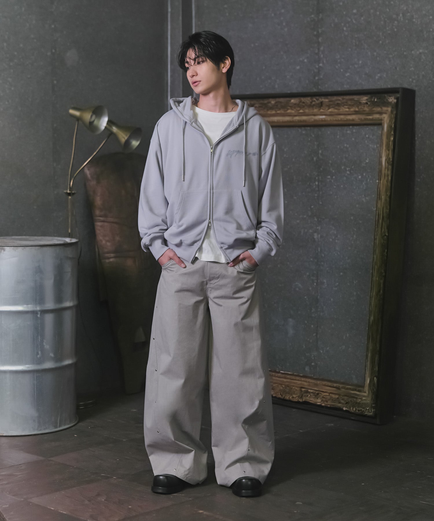 Peach Brushed Studded Pants / ピーチ起毛スタッズパンツ