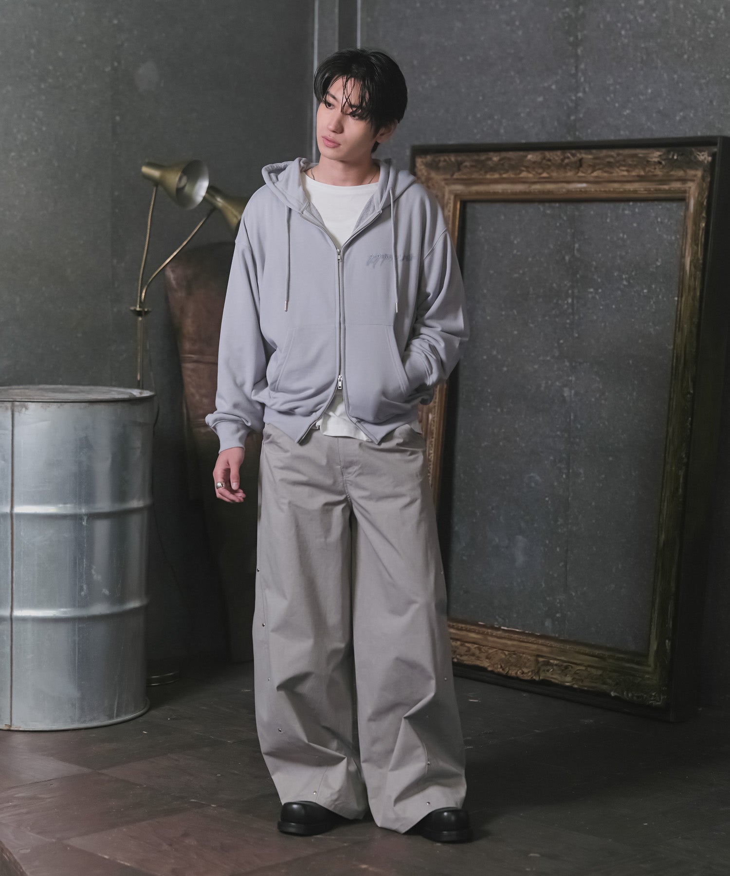 Peach Brushed Studded Pants / ピーチ起毛スタッズパンツ