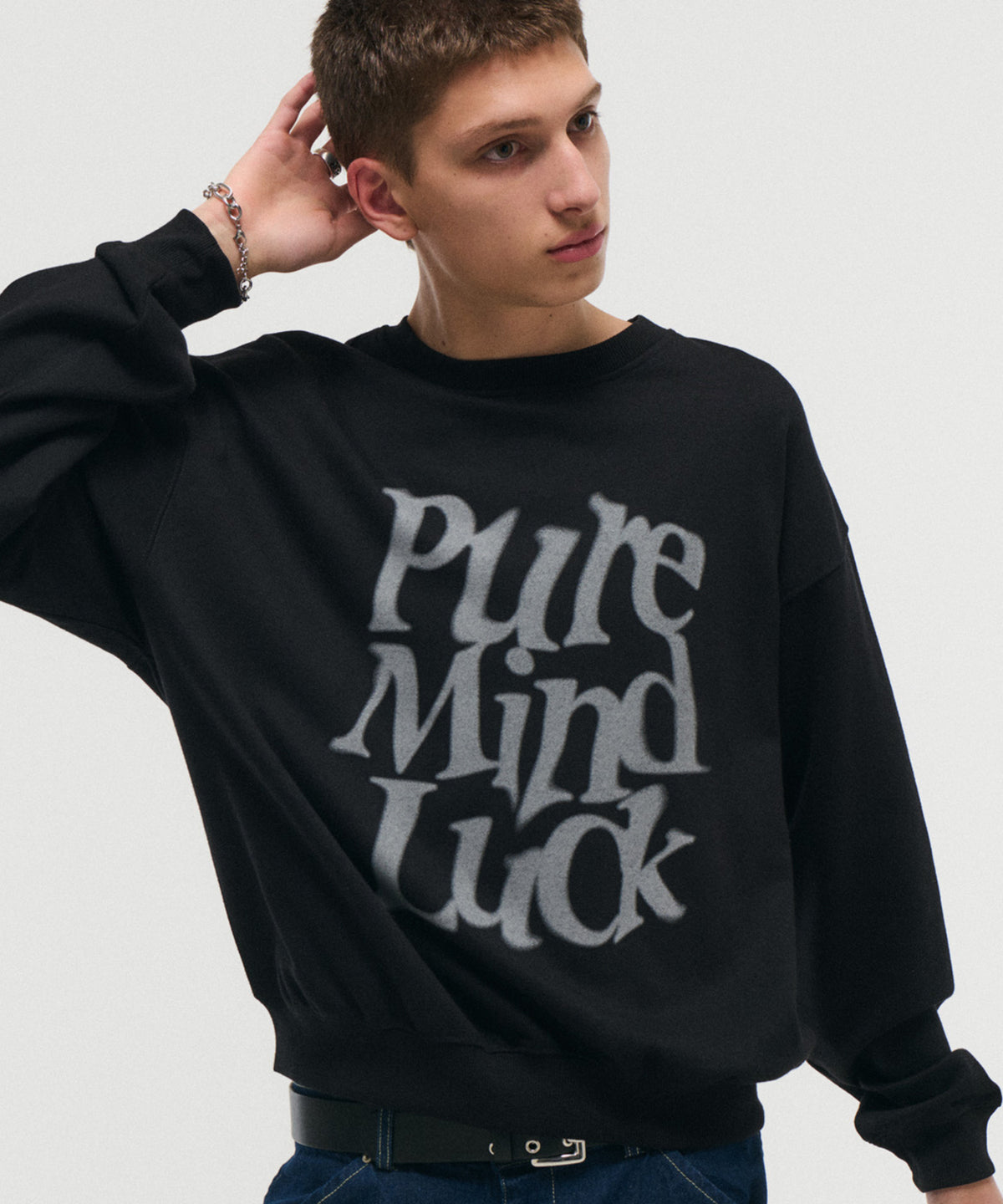 GRAPHIC PULLOVER SWEATSHIRT / グラフィックプルオーバースウェットシャツ