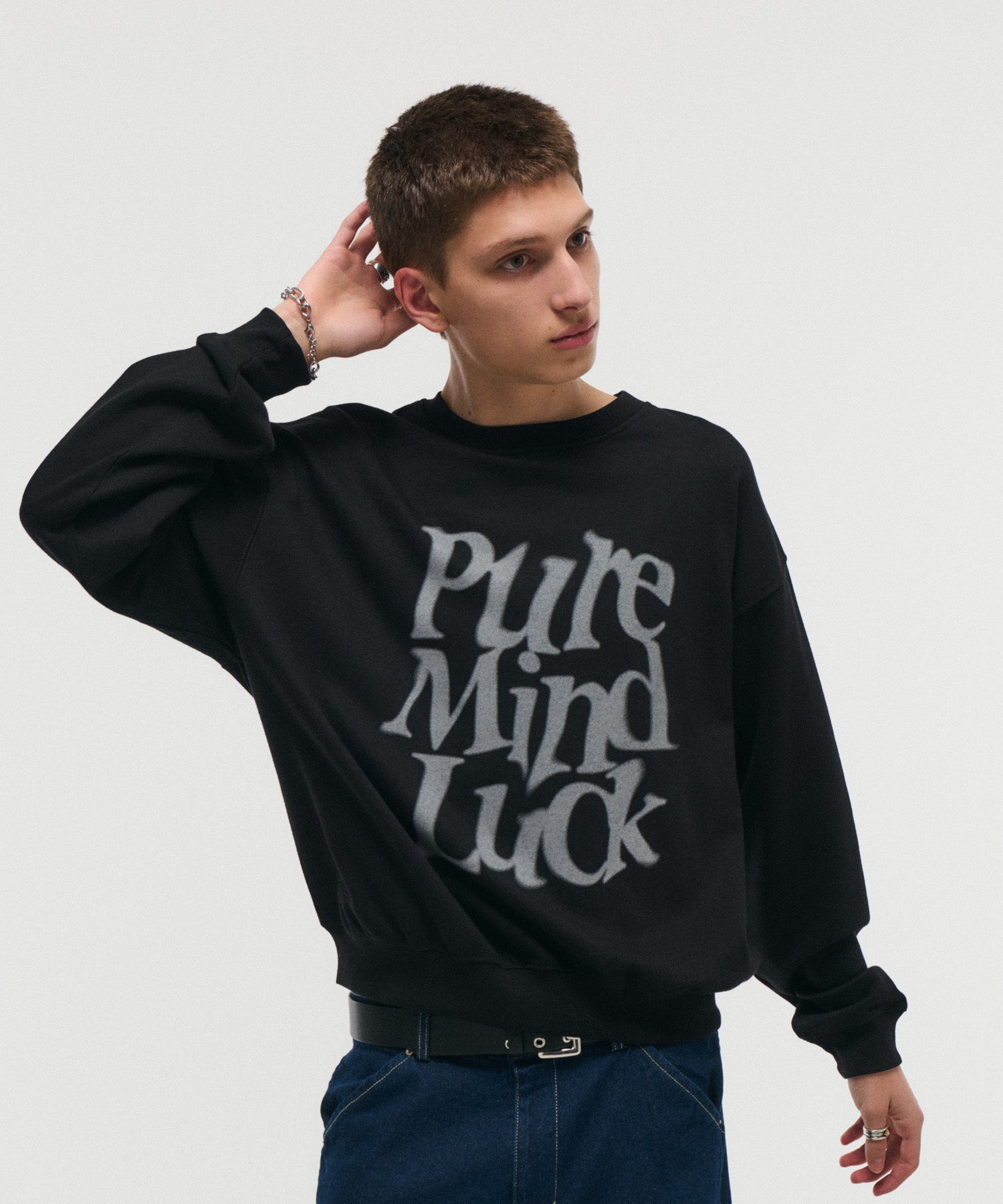 GRAPHIC PULLOVER SWEATSHIRT / グラフィックプルオーバースウェットシャツ