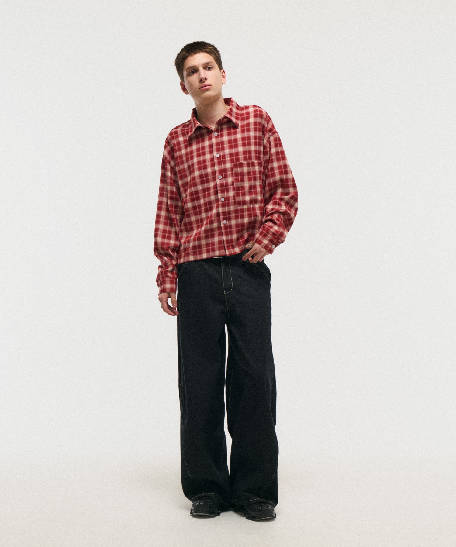 SHORT-BODY LONG-SLEEVED CHECKED SHIRT / ショート丈長袖チェックシャツ