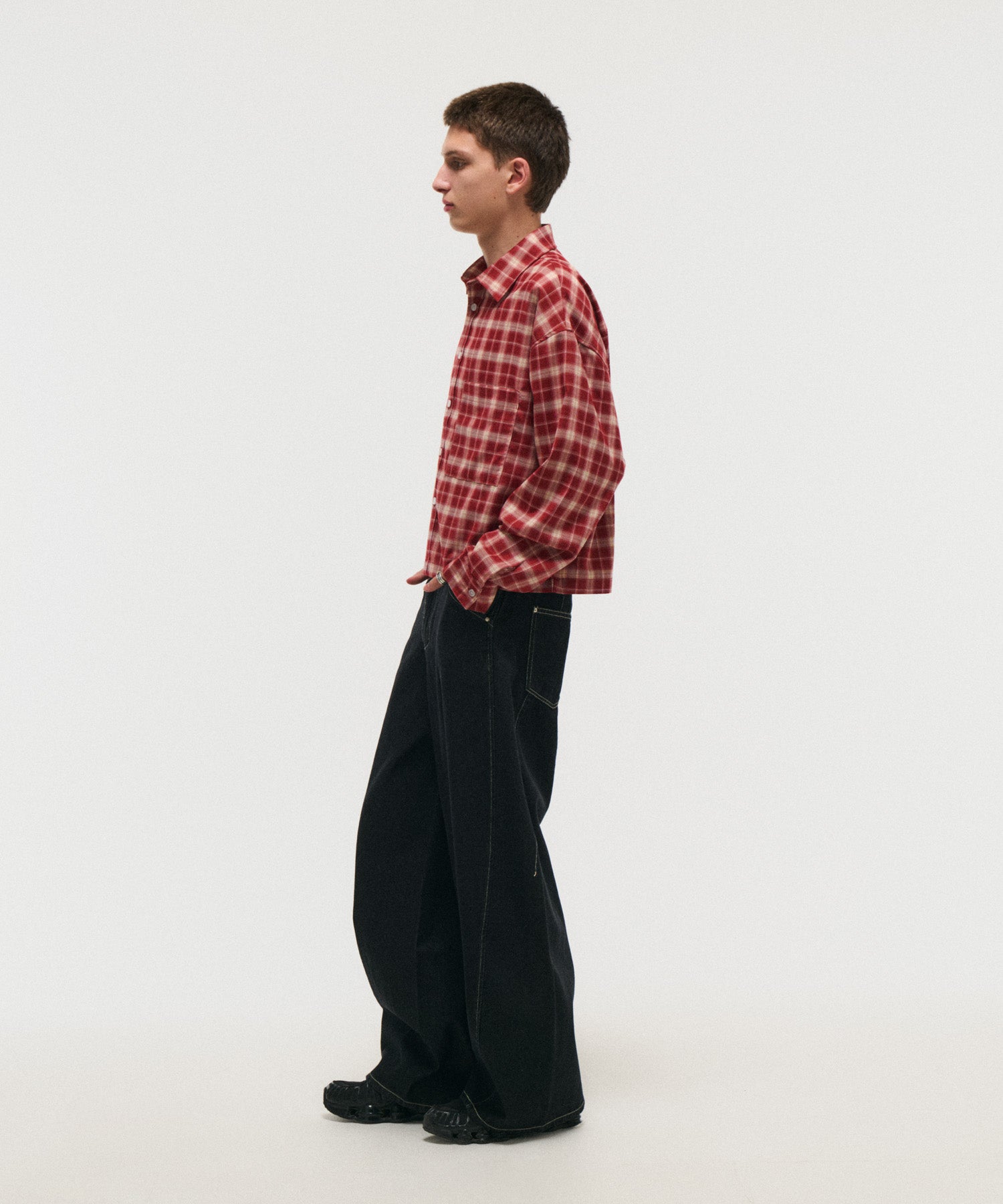 SHORT-BODY LONG-SLEEVED CHECKED SHIRT / ショート丈長袖チェックシャツ