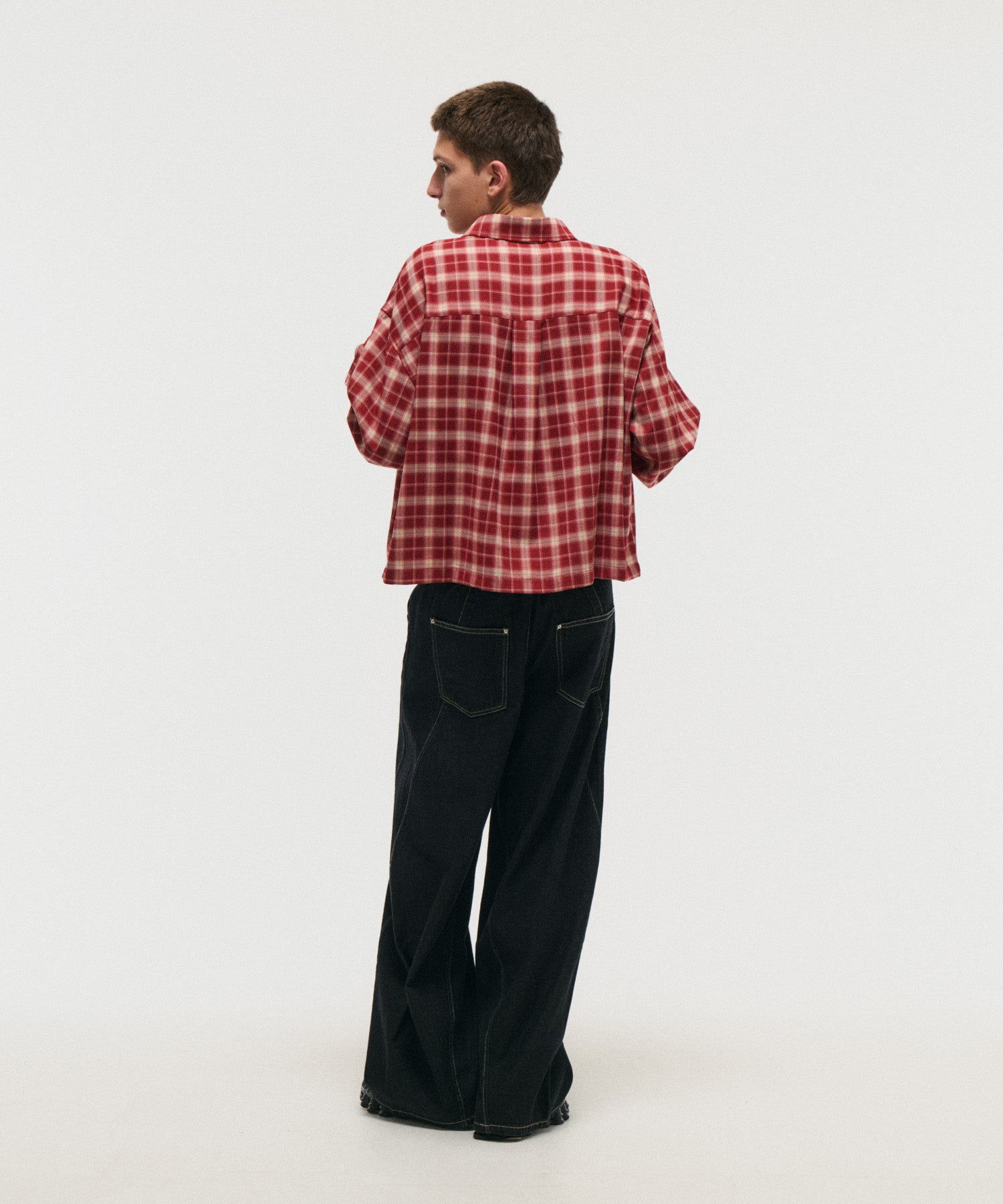 SHORT-BODY LONG-SLEEVED CHECKED SHIRT / ショート丈長袖チェックシャツ