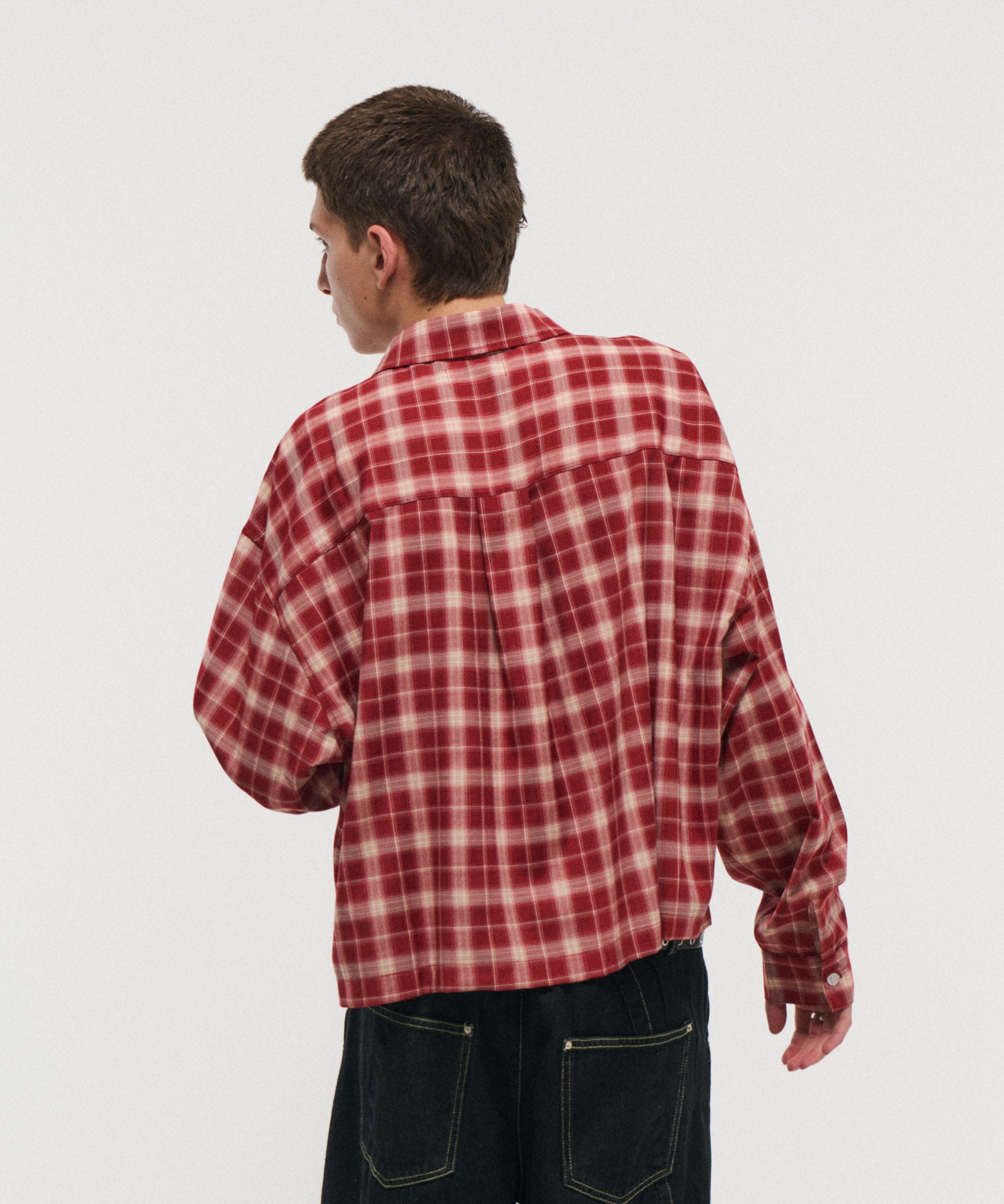 SHORT-BODY LONG-SLEEVED CHECKED SHIRT / ショート丈長袖チェックシャツ