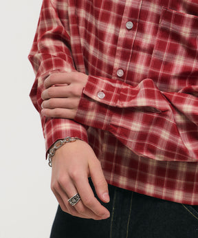 SHORT-BODY LONG-SLEEVED CHECKED SHIRT / ショート丈長袖チェックシャツ