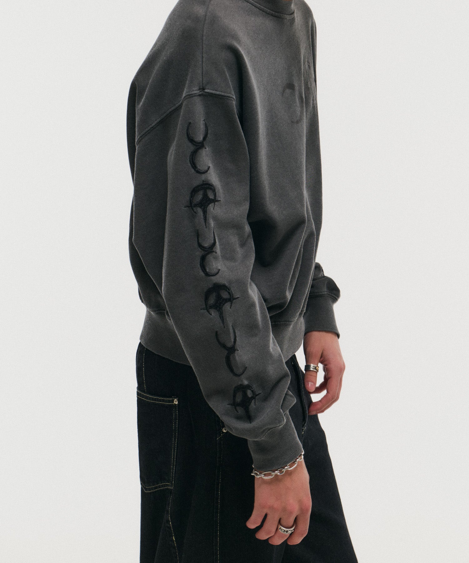 TRIBALMOON PULLOVER CREW SWEATSHIRT / トライバルムーン プルオーバー クルー スウェットシャツ