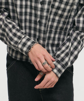SHORT-BODY LONG-SLEEVED CHECKED SHIRT / ショート丈長袖チェックシャツ
