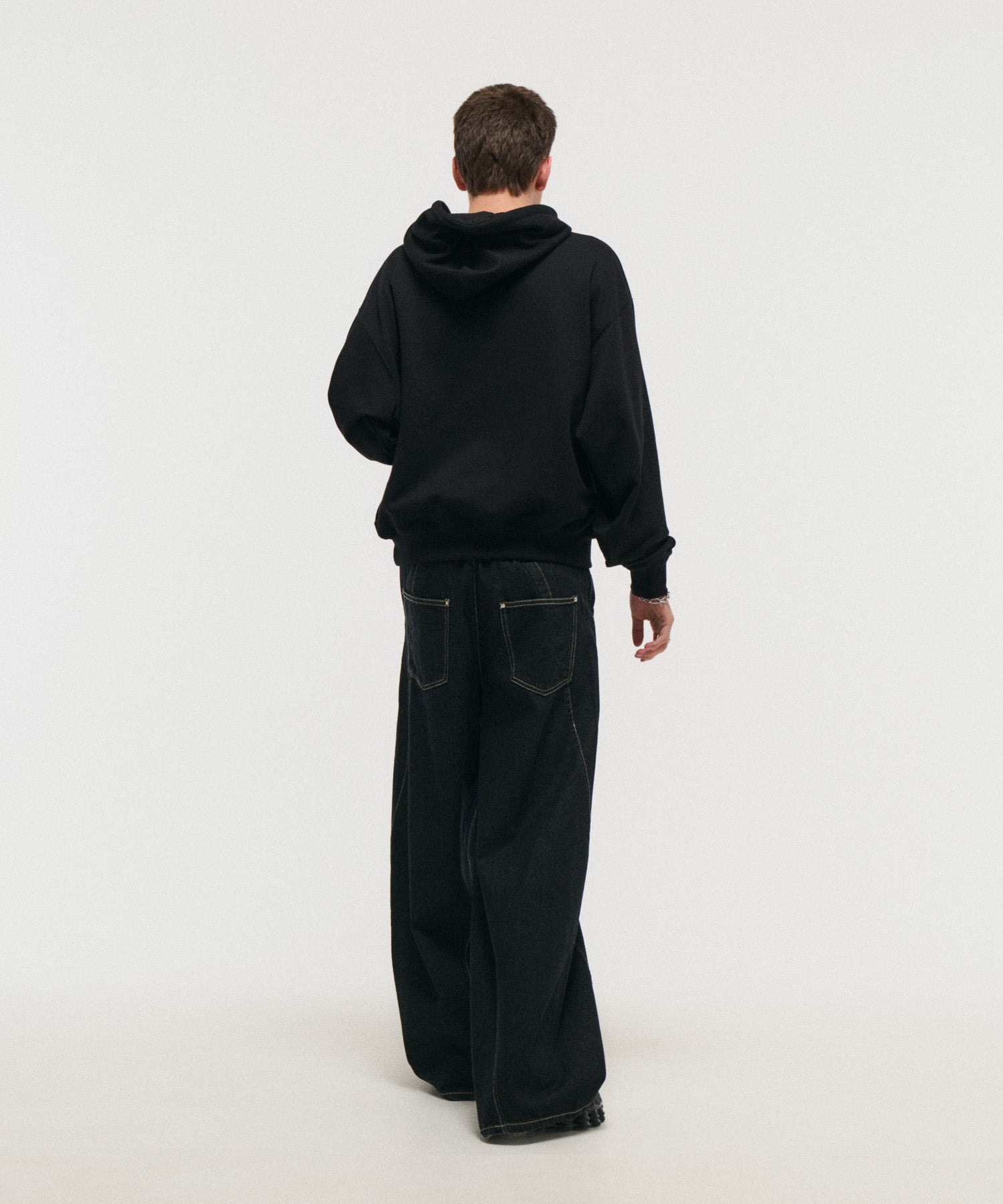 ARCH LOGO PULLOVER HOODIE / アーチロゴ プルオーバー フーディ