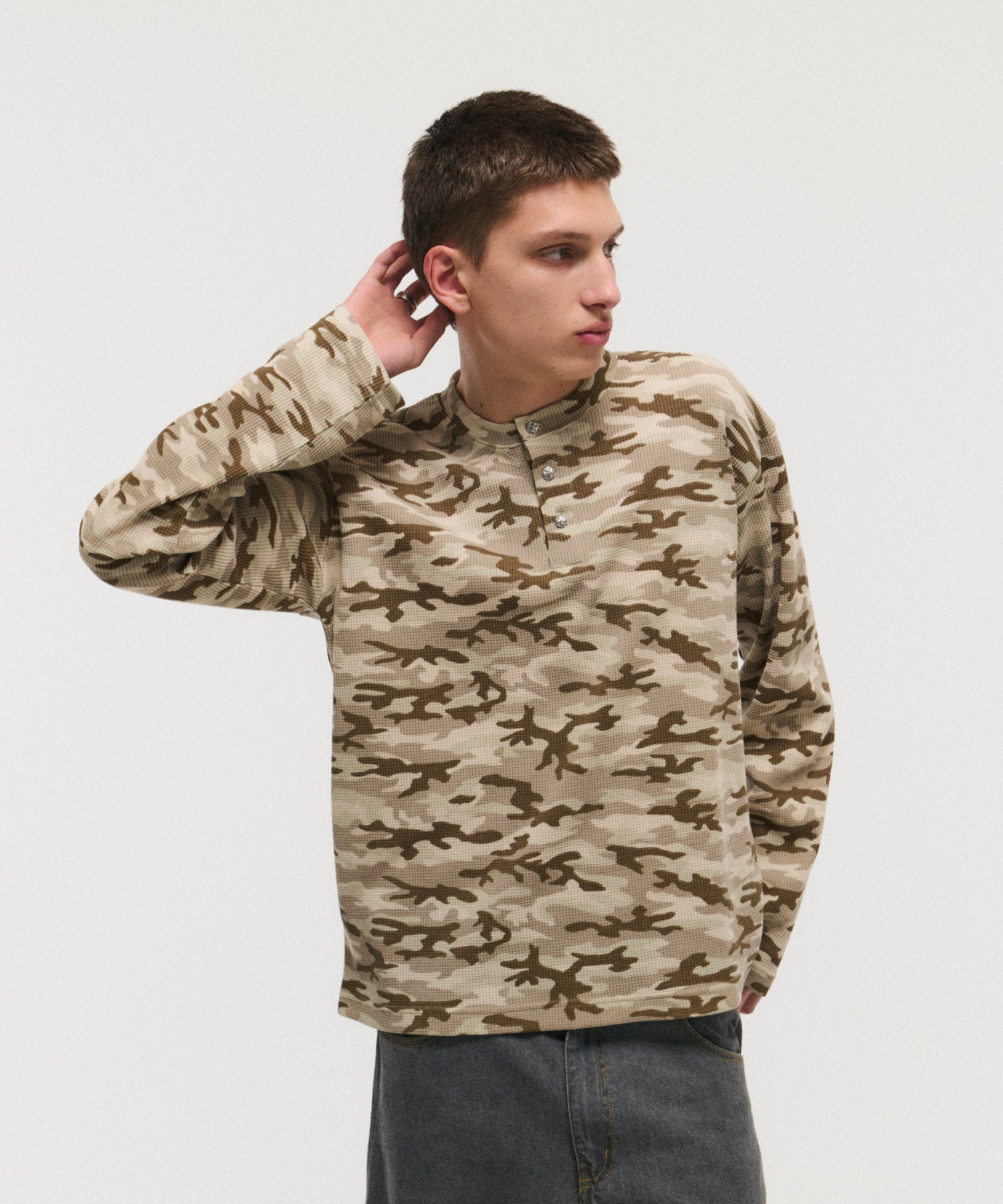 ILL'S | HENLEY CAMO WAFFLE LONG-SLEEVE TEE / カモ総柄ヘンリー