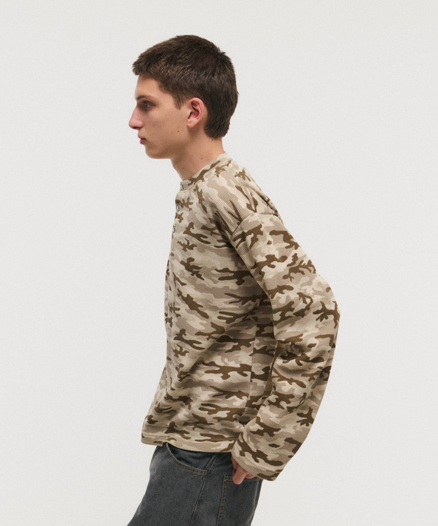 ILL'S | HENLEY CAMO WAFFLE LONG-SLEEVE TEE / カモ総柄ヘンリー